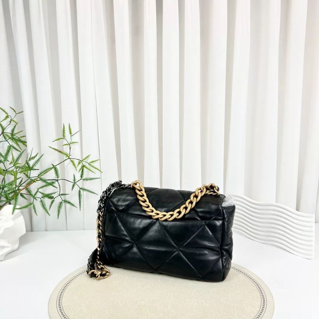 Chanel Pre-loved Bag Very good condition Size ONE SIZE - 3 Thumbnail