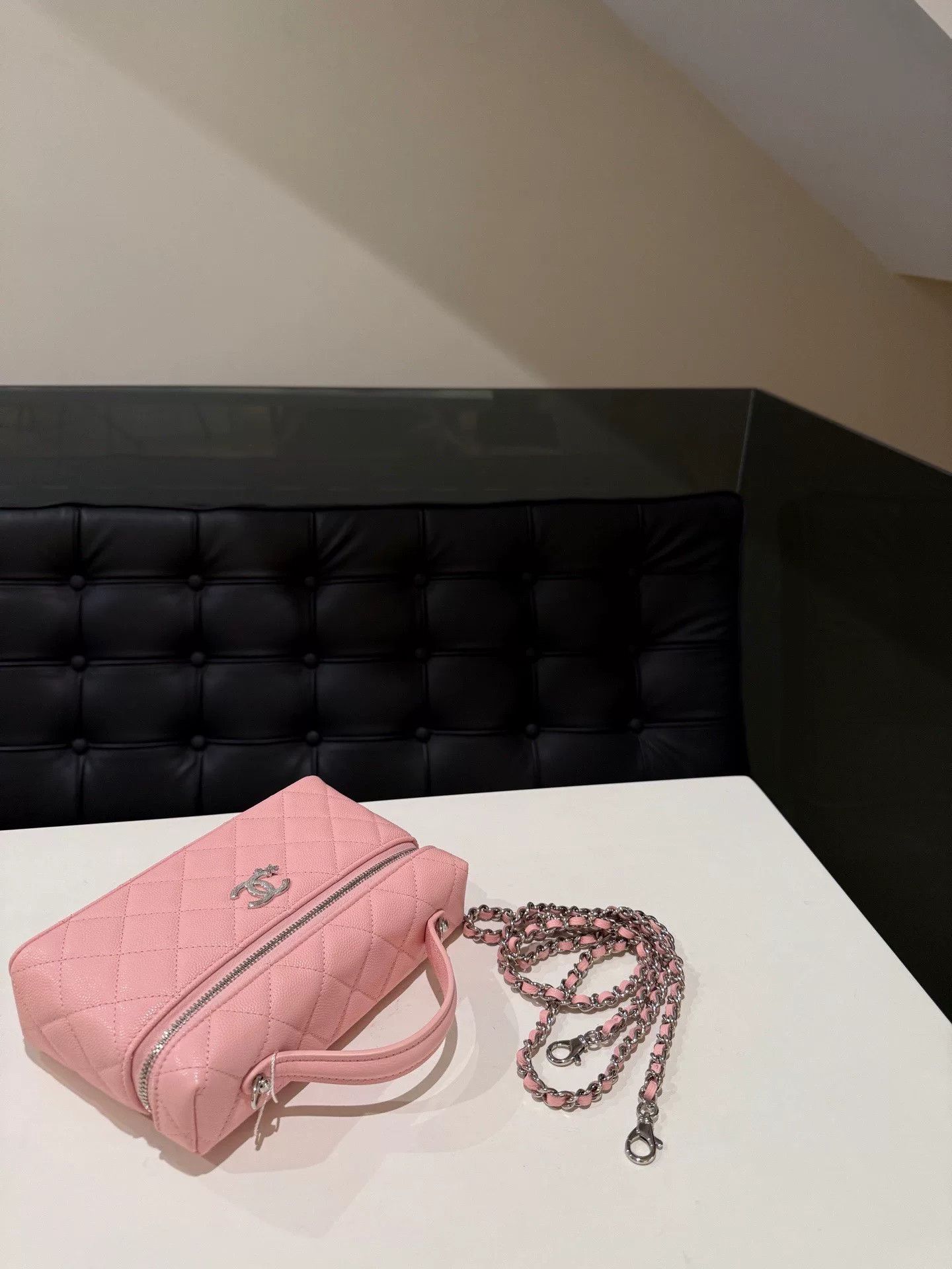 Chanel Pre-loved Bag Brand new condition Size ONE SIZE - 6 Thumbnail