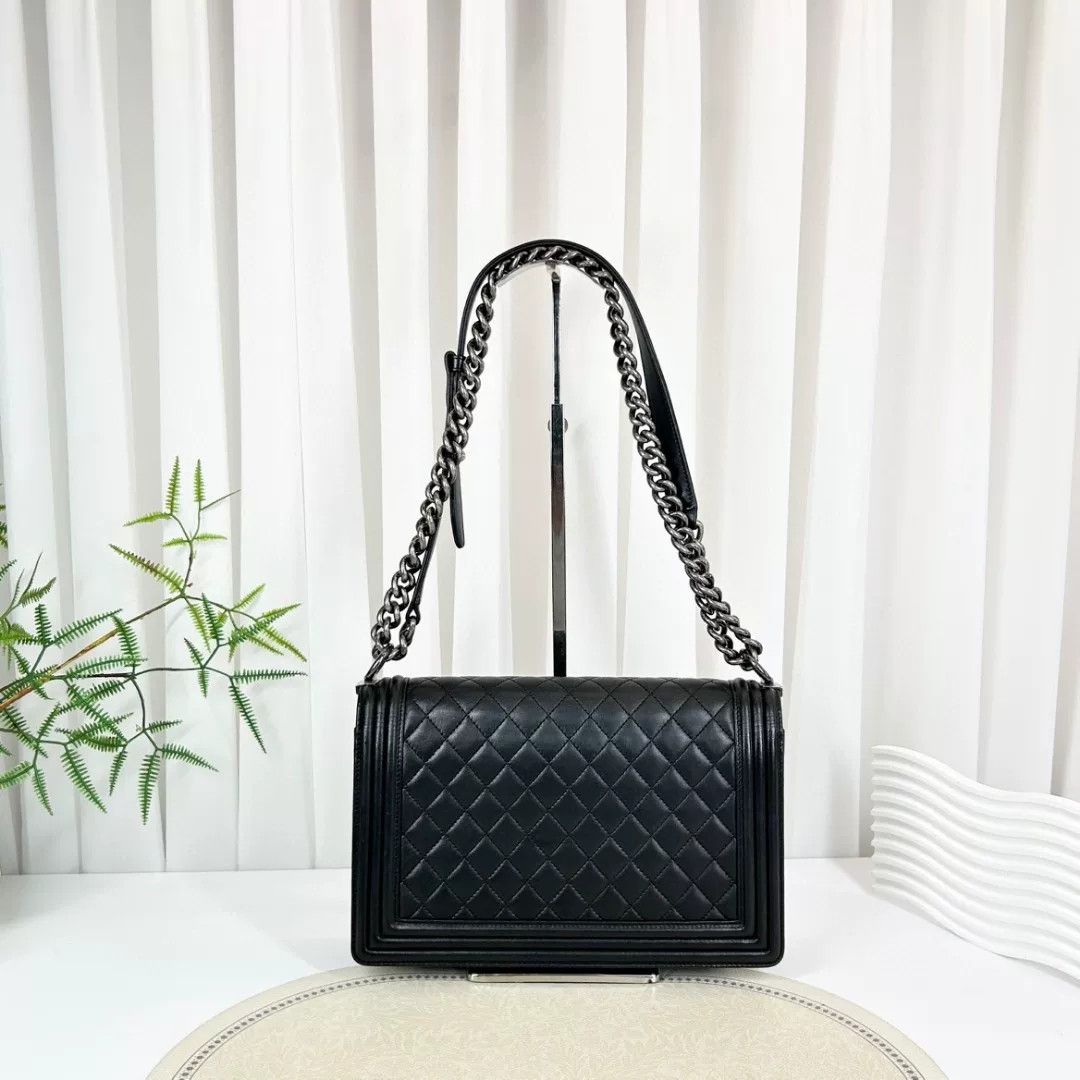 Chanel Pre-loved Bag Very good condition Size ONE SIZE - 3 Thumbnail