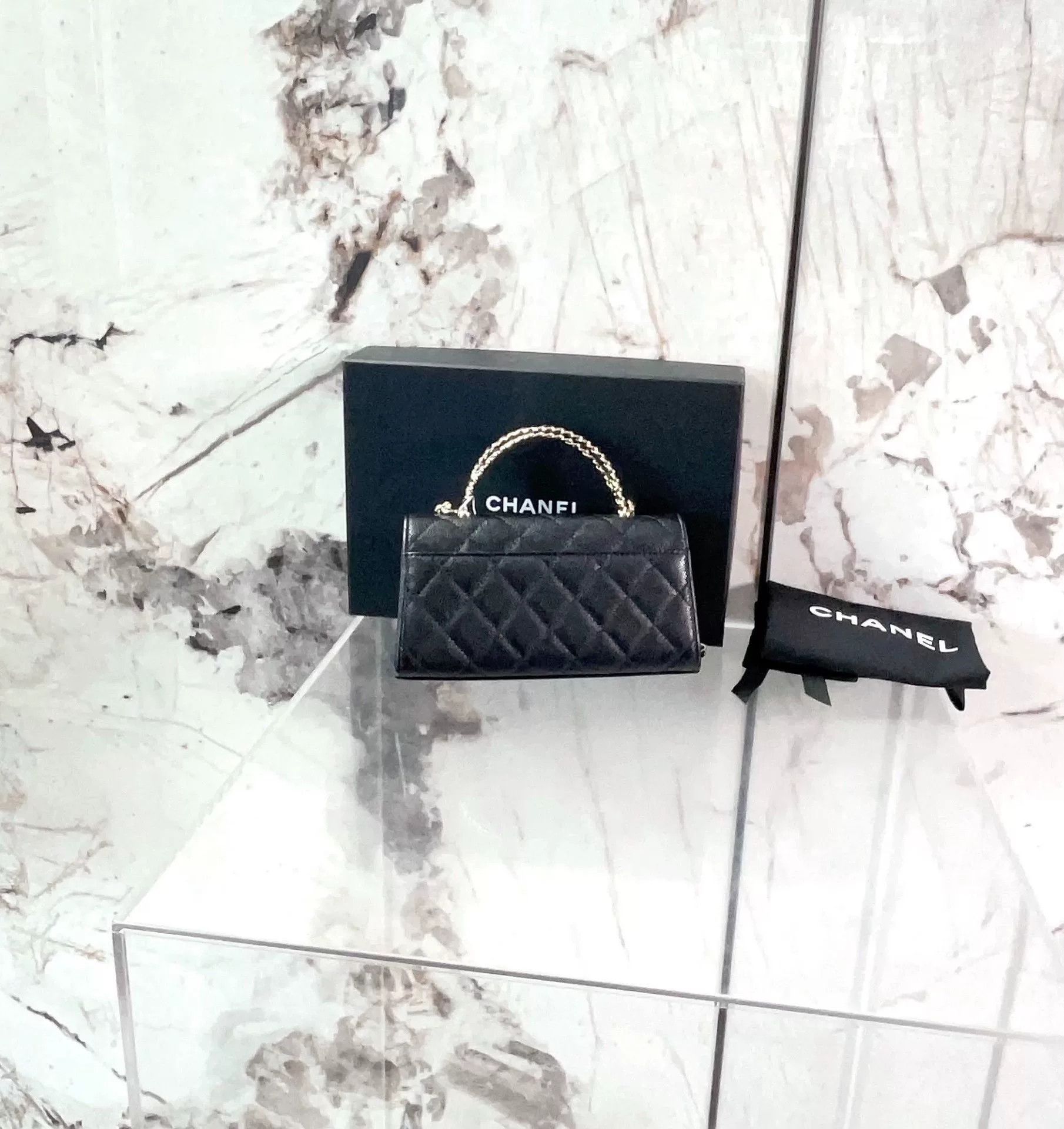 Chanel Pre-loved Bag Very good condition Size ONE SIZE - 2 Thumbnail