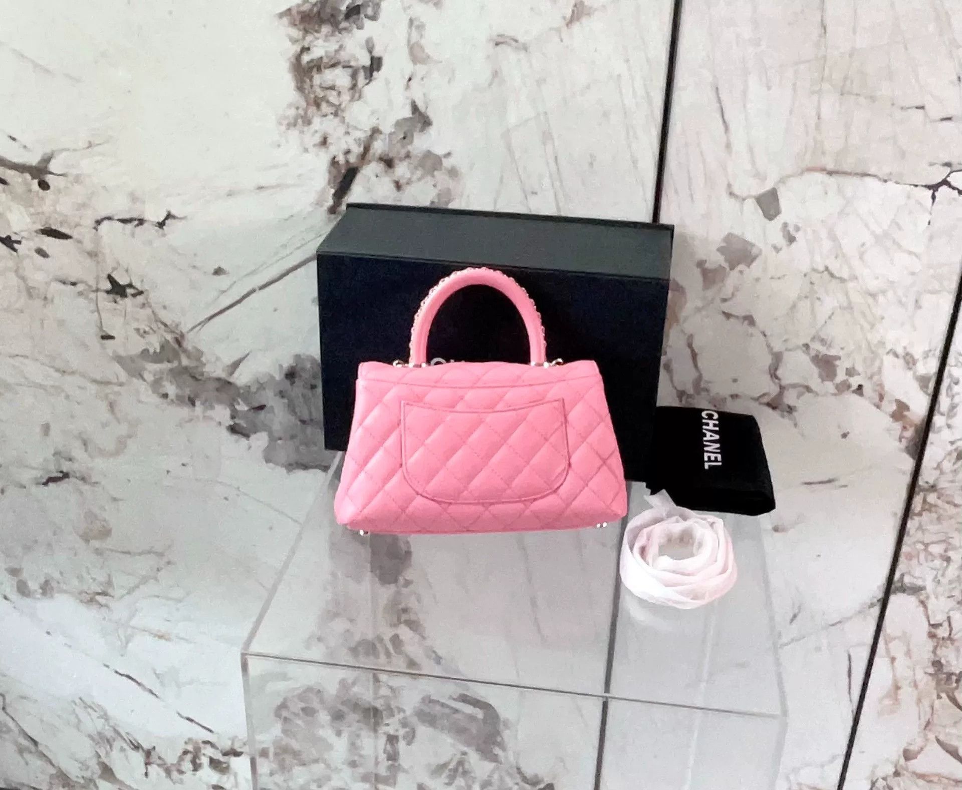 Chanel Pre-loved Bag Very good condition Size ONE SIZE - 2 Thumbnail
