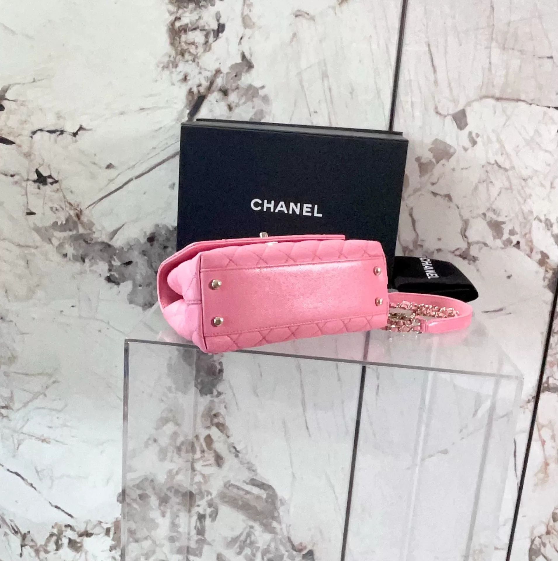 Chanel Pre-loved Bag Very good condition Size ONE SIZE - 5 Thumbnail
