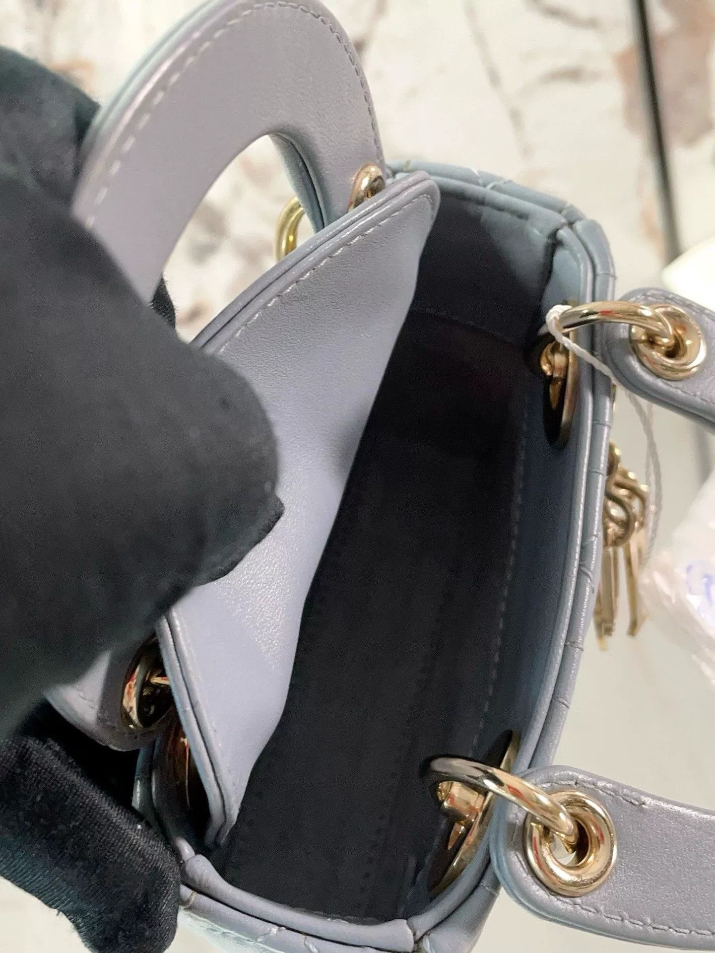 Dior Pre-loved Bag Very good condition Size ONE SIZE - 9 Thumbnail