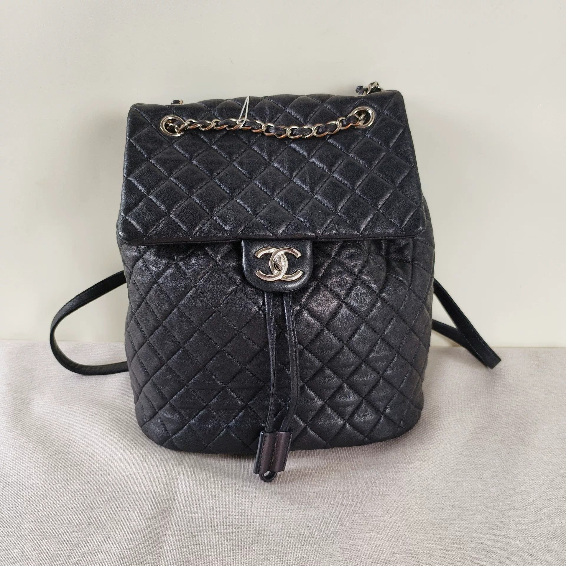 Chanel Pre-loved Bag Very good condition Size ONE SIZE - 9 Thumbnail