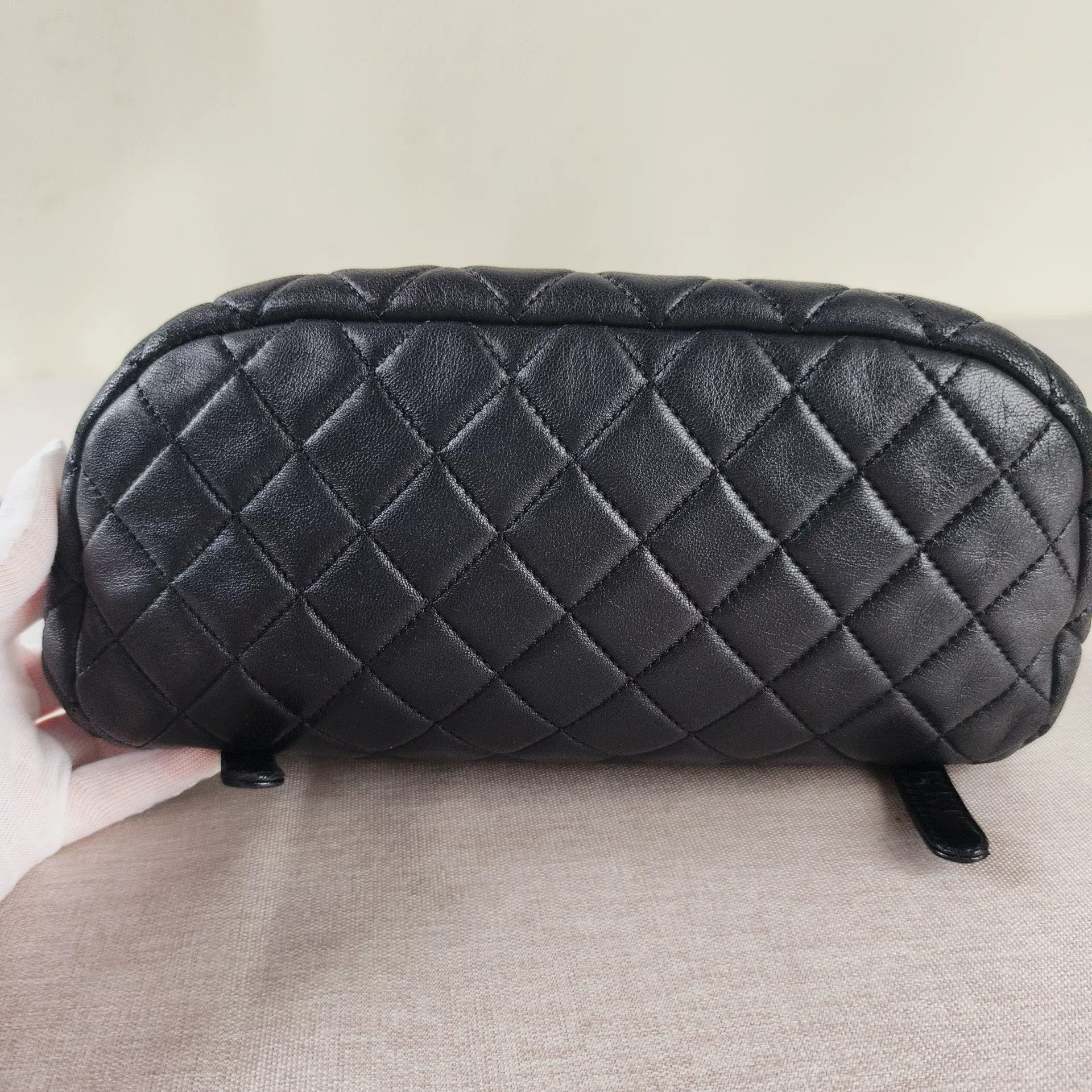 Chanel Pre-loved Bag Very good condition Size ONE SIZE - 2 Thumbnail