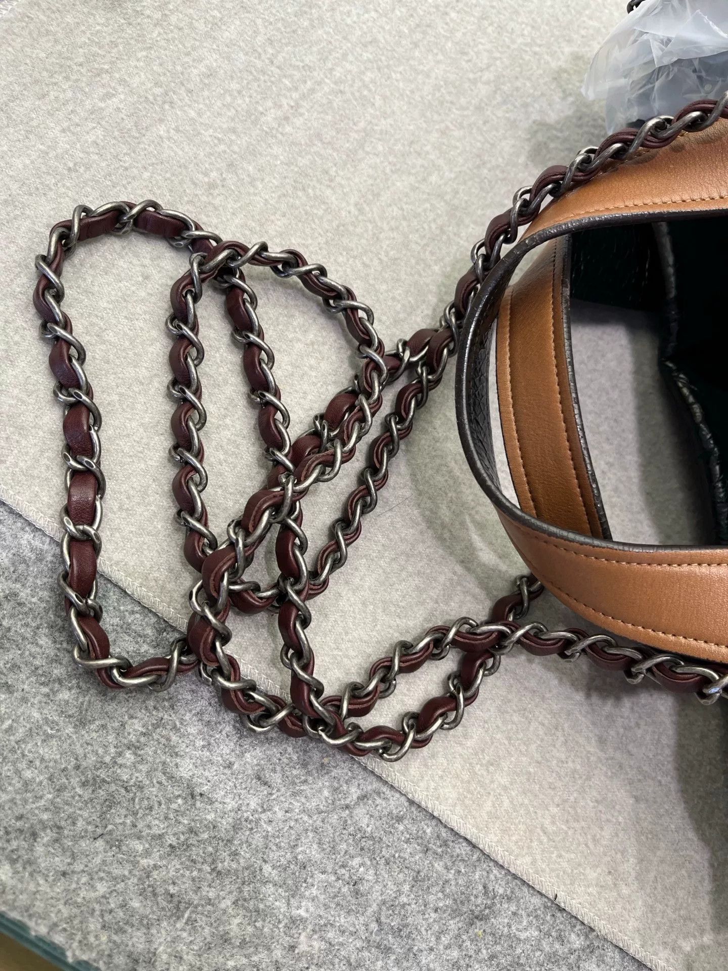 Chanel Pre-loved Bag Very good condition Size ONE SIZE - 6 Thumbnail