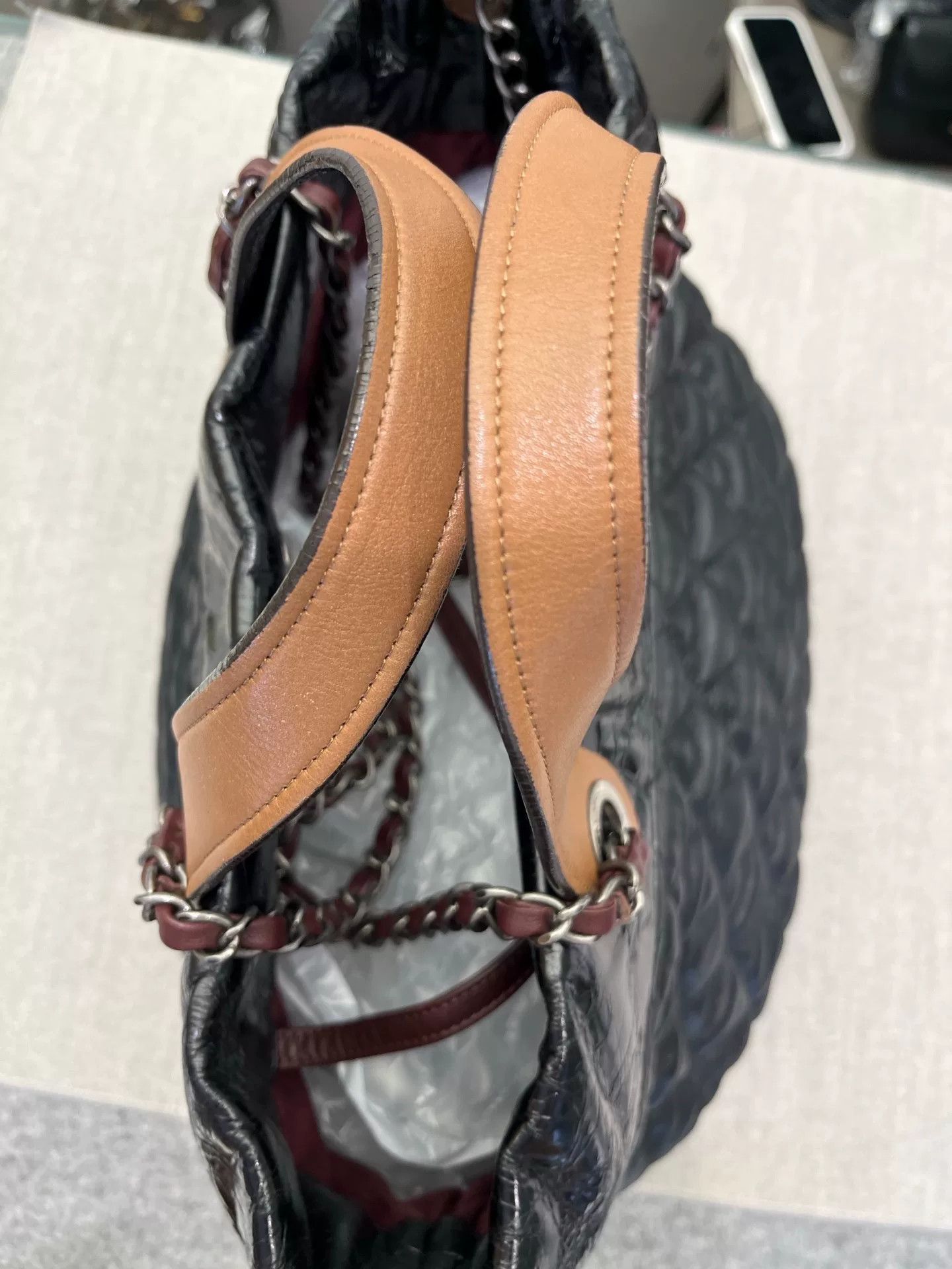 Chanel Pre-loved Bag Very good condition Size ONE SIZE - 5 Thumbnail