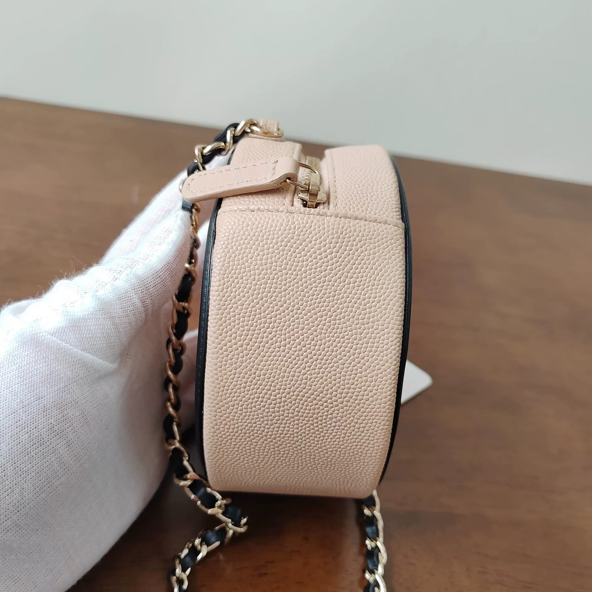 Chanel Pre-loved Bag Very good condition Size ONE SIZE - 4 Thumbnail