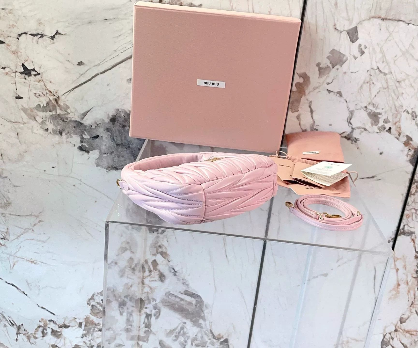 Miu Miu Pre-loved Bag Very good condition Size ONE SIZE - 5 Thumbnail