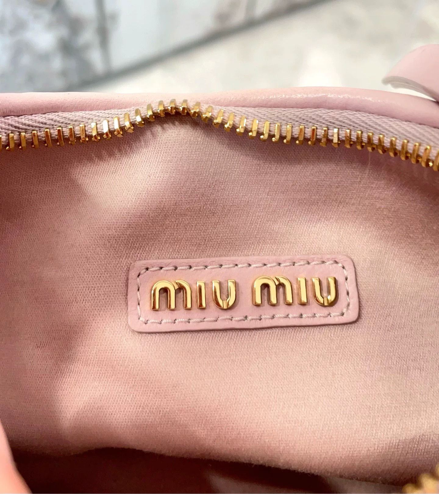 Miu Miu Pre-loved Bag Very good condition Size ONE SIZE - 8 Thumbnail