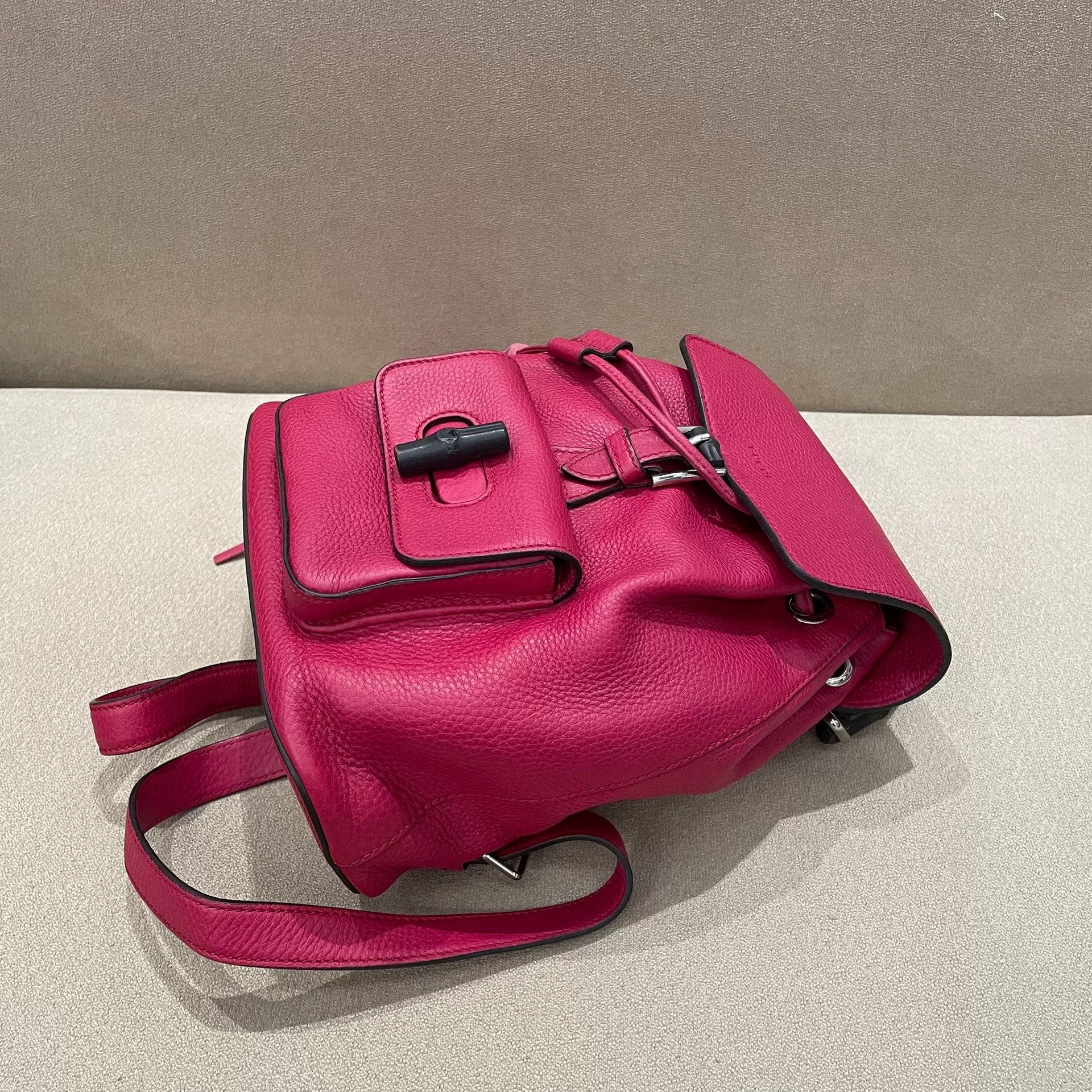 Gucci Pre-loved Bag Very good condition Size ONE SIZE - 3 Thumbnail