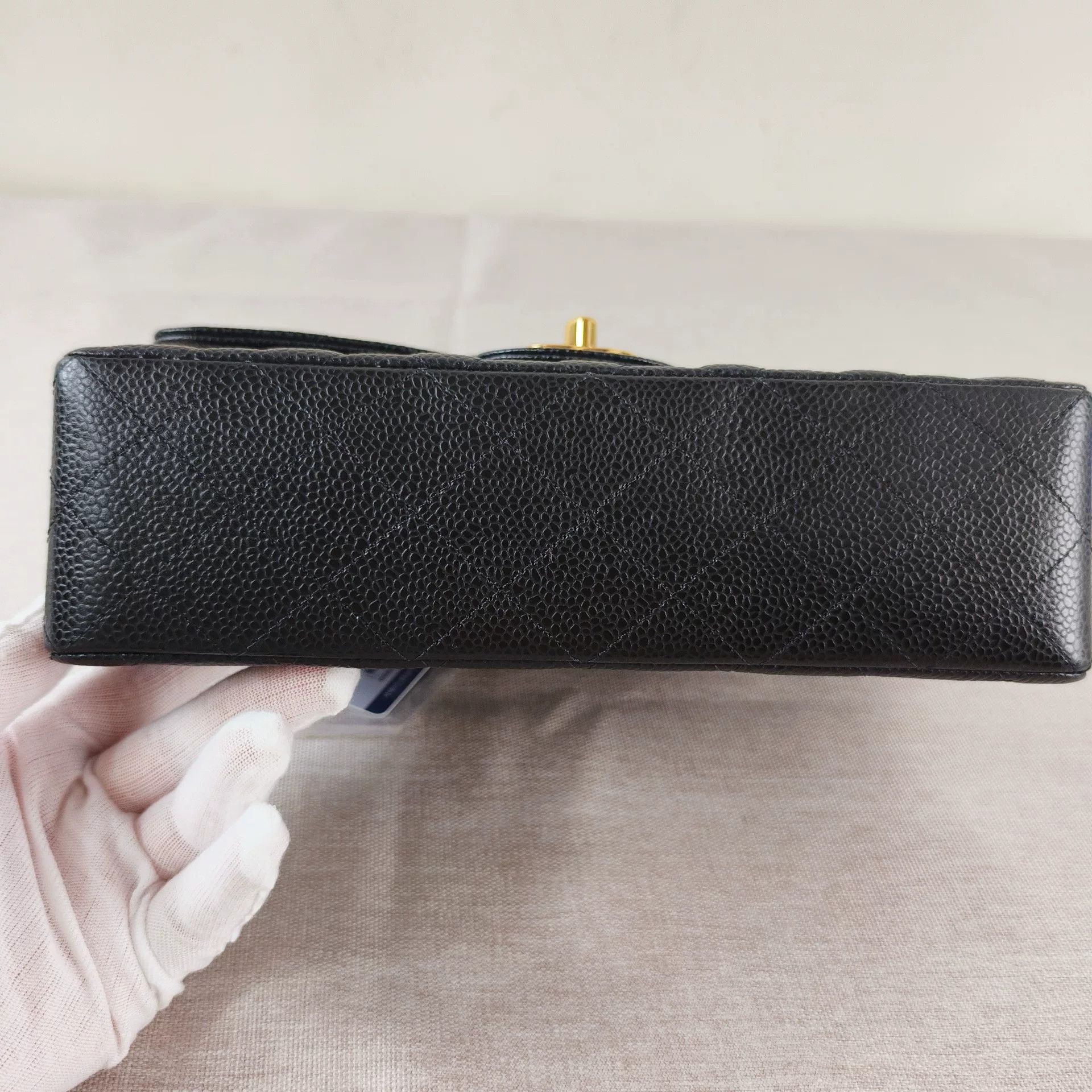 Chanel Pre-loved Bag Very good condition Size ONE SIZE - 2 Thumbnail