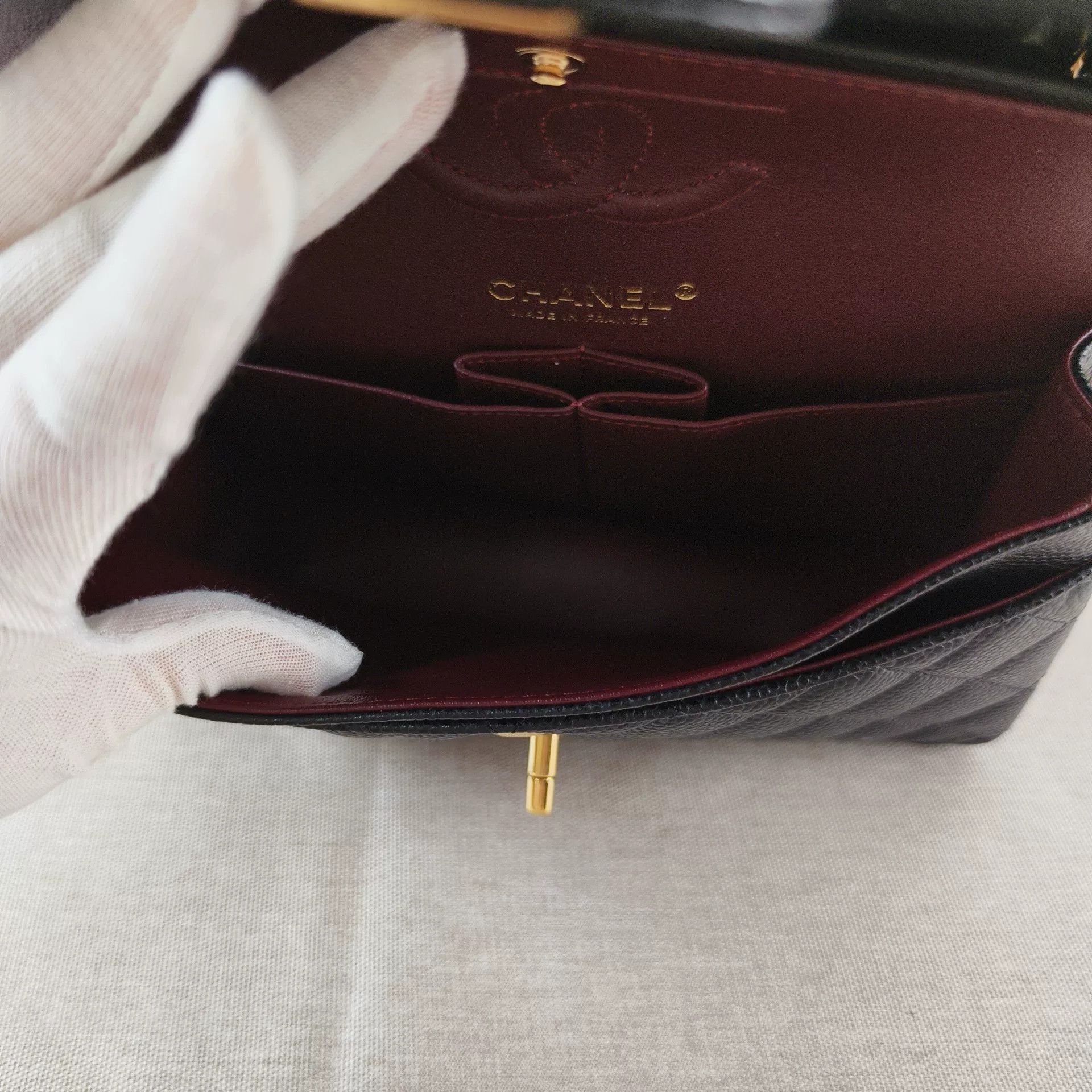 Chanel Pre-loved Bag Very good condition Size ONE SIZE - 3 Thumbnail