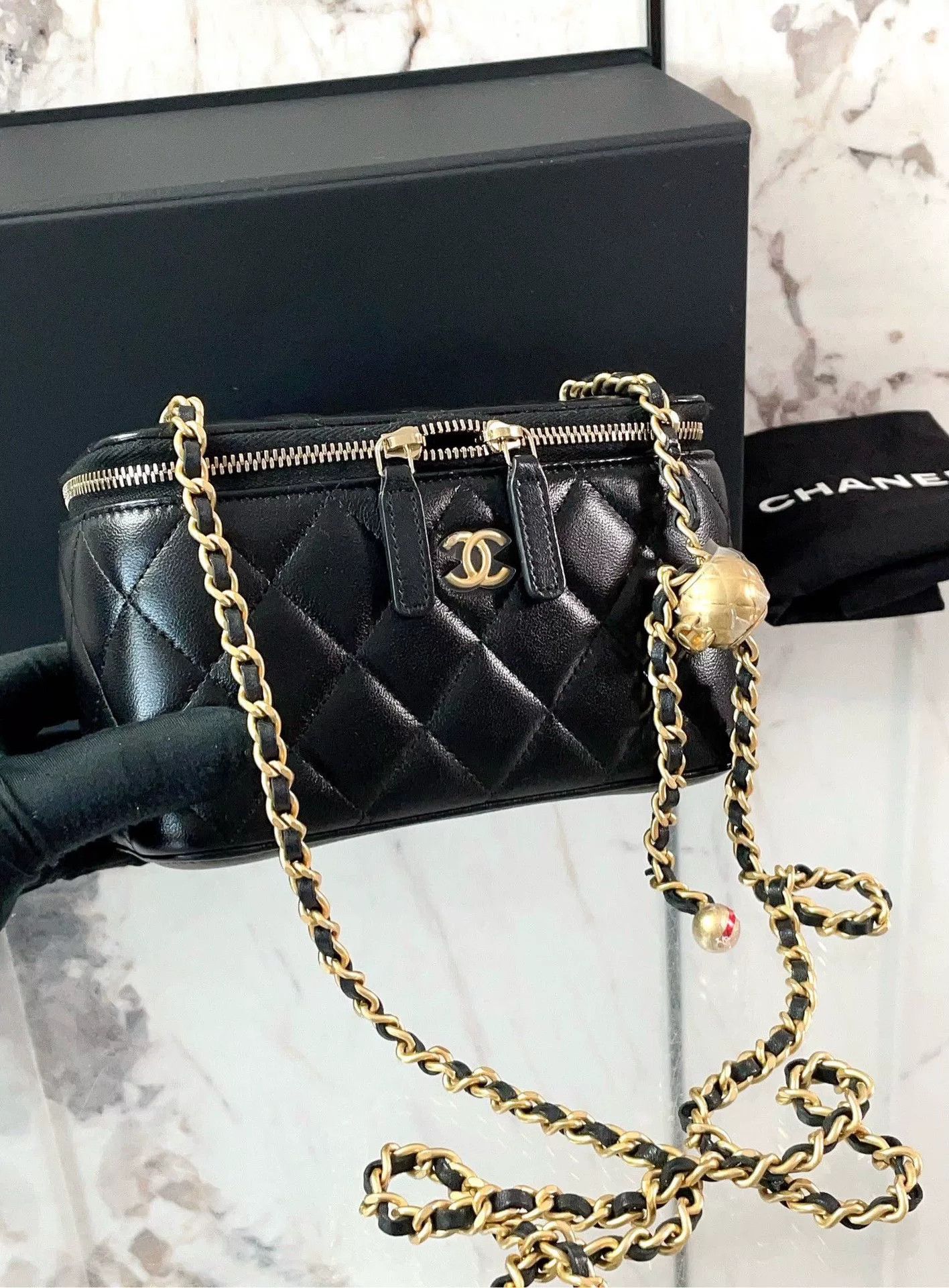 Chanel Pre-loved Bag Very good condition Size ONE SIZE - 6 Thumbnail