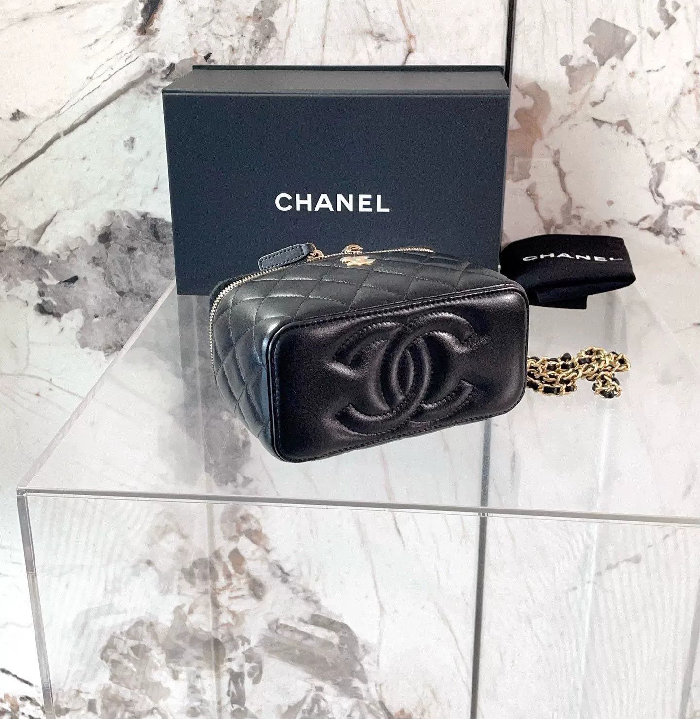 Chanel Pre-loved Bag Very good condition Size ONE SIZE - 5 Thumbnail