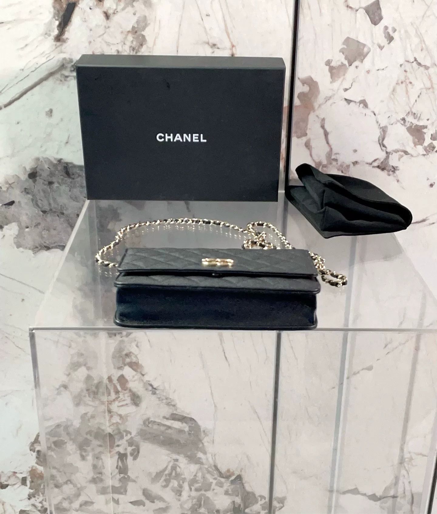 Chanel Pre-loved Bag Very good condition Size ONE SIZE - 4 Thumbnail
