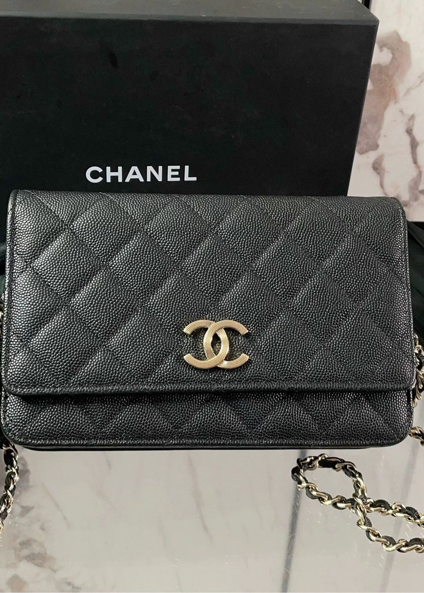 Chanel Pre-loved Bag Very good condition Size ONE SIZE - 7 Thumbnail