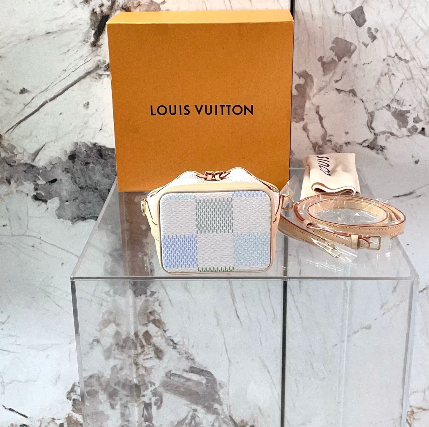 Louis Vuitton Pre-loved Bag Very good condition Size ONE SIZE - 4 Thumbnail
