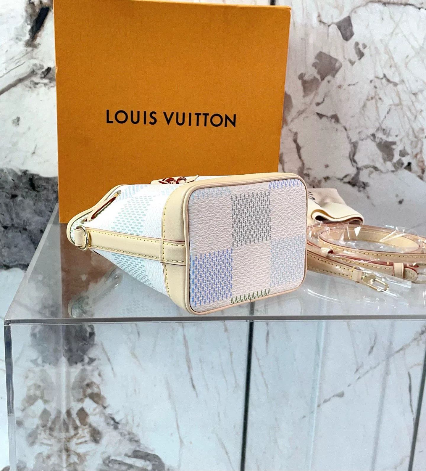 Louis Vuitton Pre-loved Bag Very good condition Size ONE SIZE - 5 Thumbnail