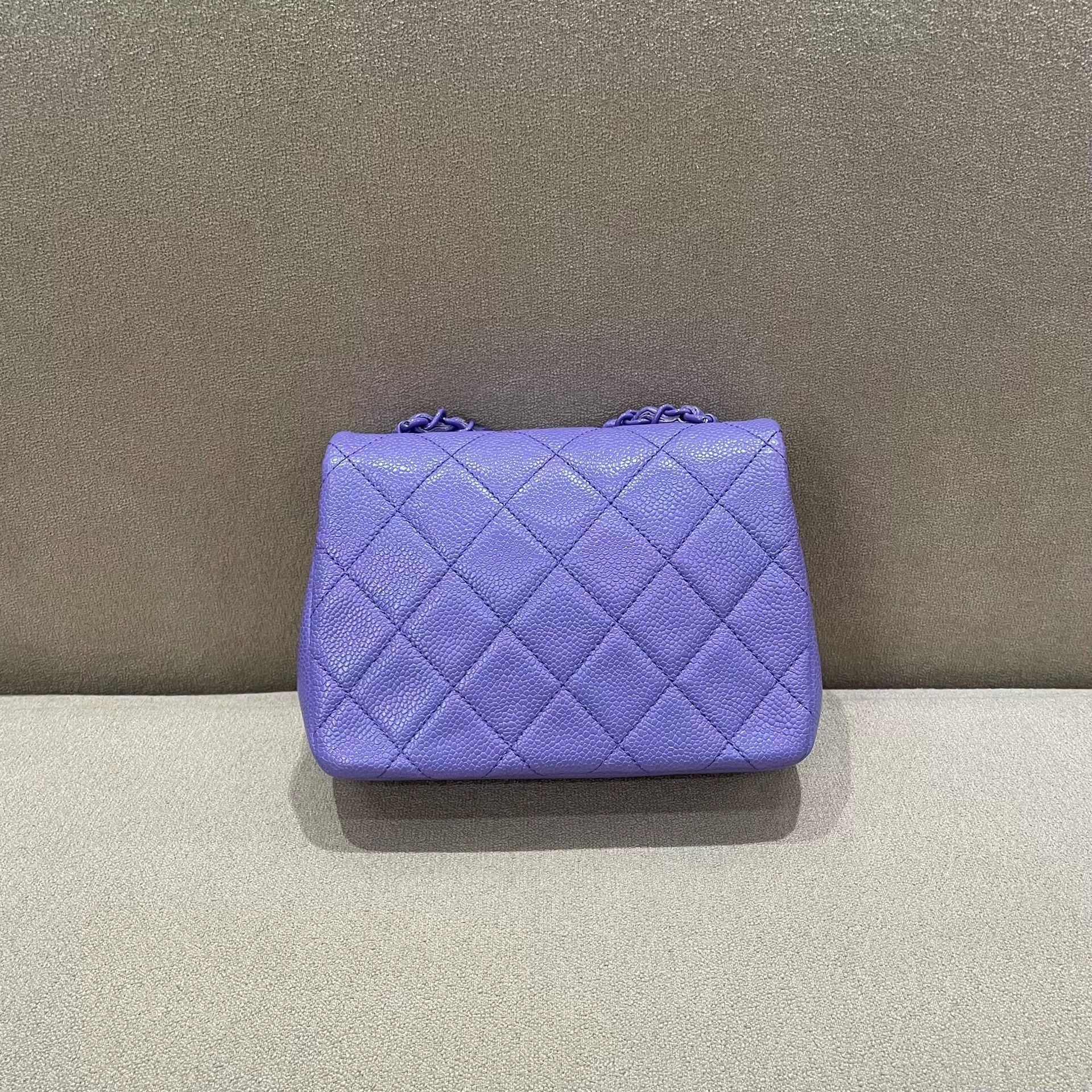 Chanel Pre-loved Bag Very good condition Size ONE SIZE - 3 Thumbnail