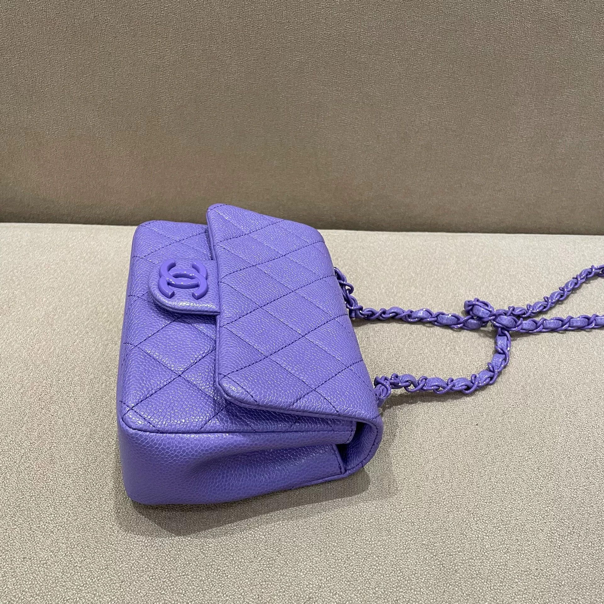 Chanel Pre-loved Bag Very good condition Size ONE SIZE - 4 Thumbnail
