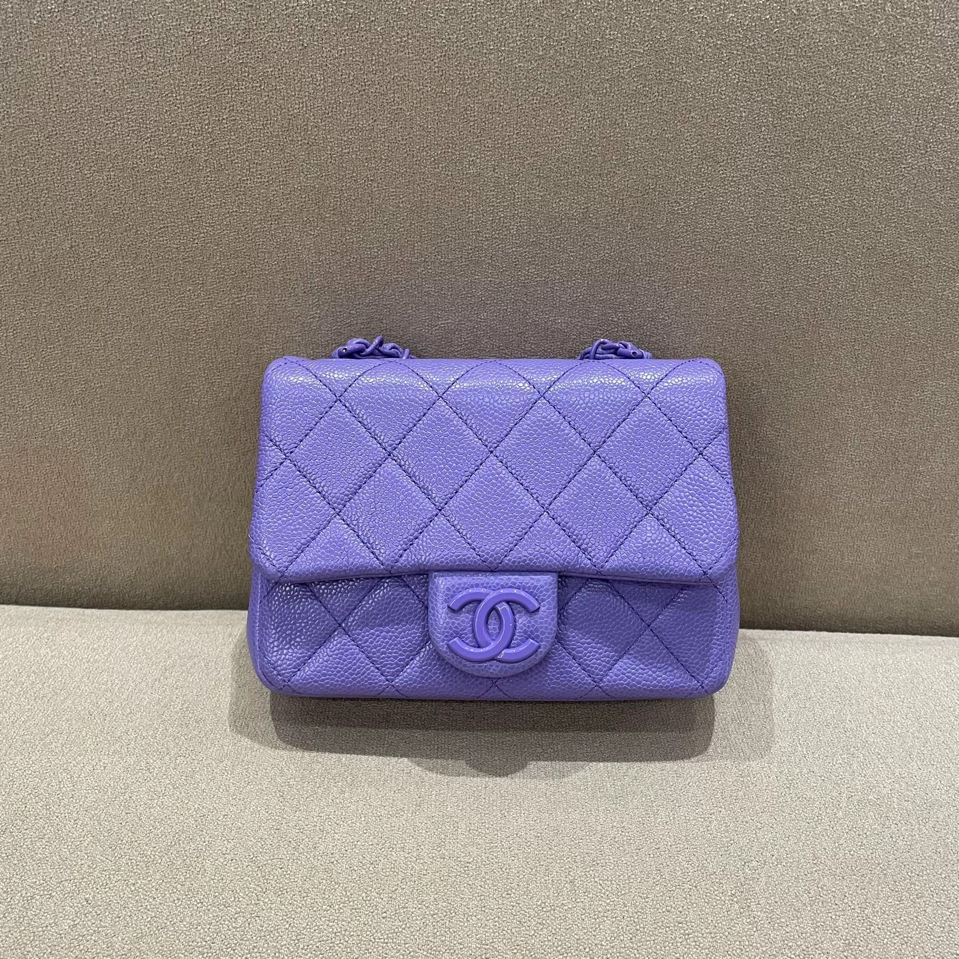 Chanel Pre-loved Bag Very good condition Size ONE SIZE - 2 Thumbnail