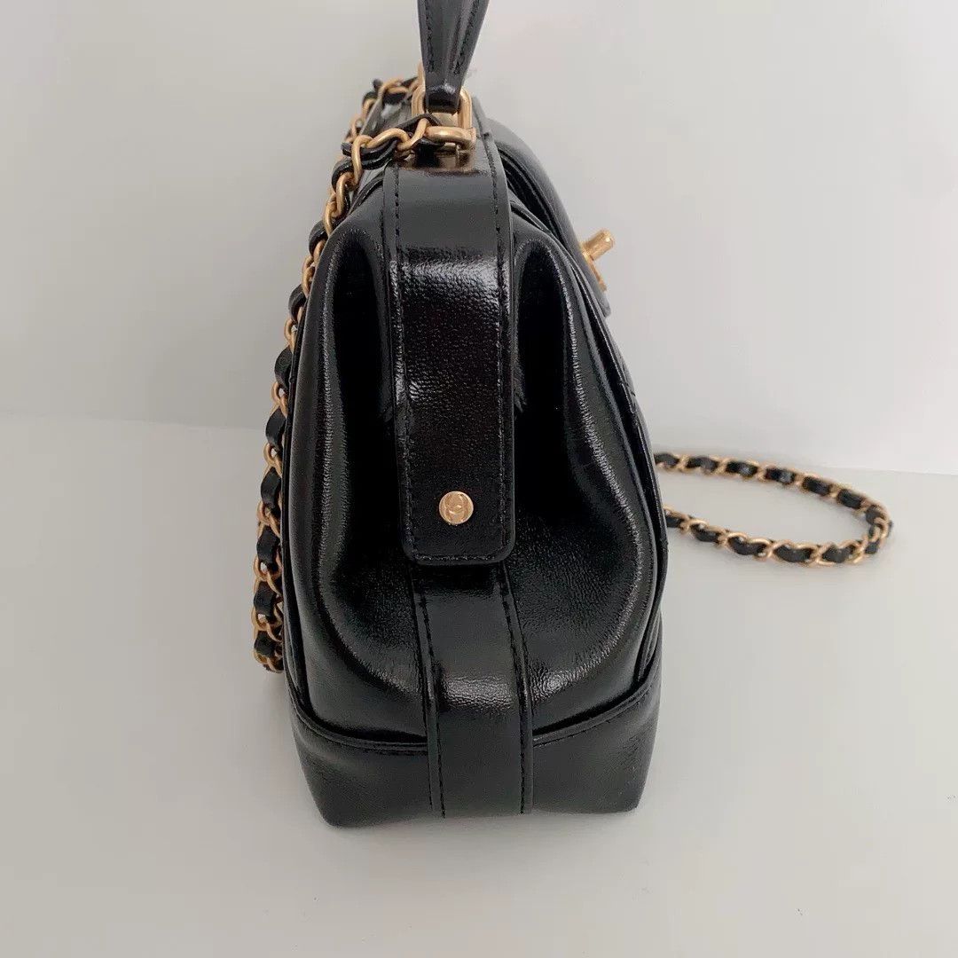 Chanel Pre-loved Bag Very good condition Size ONE SIZE - 2 Thumbnail