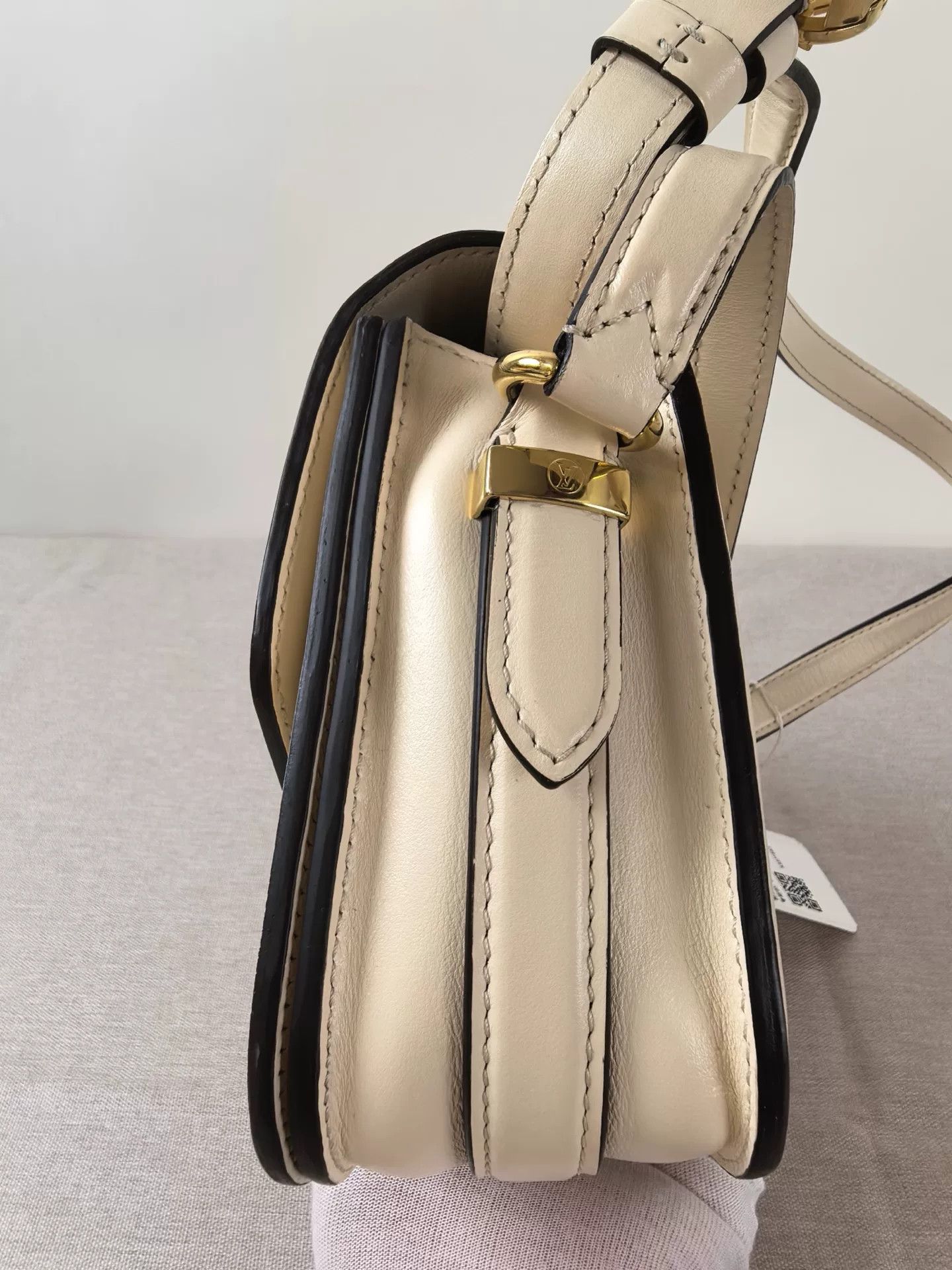 Louis Vuitton Pre-loved Bag Very good condition Size ONE SIZE - 6 Thumbnail