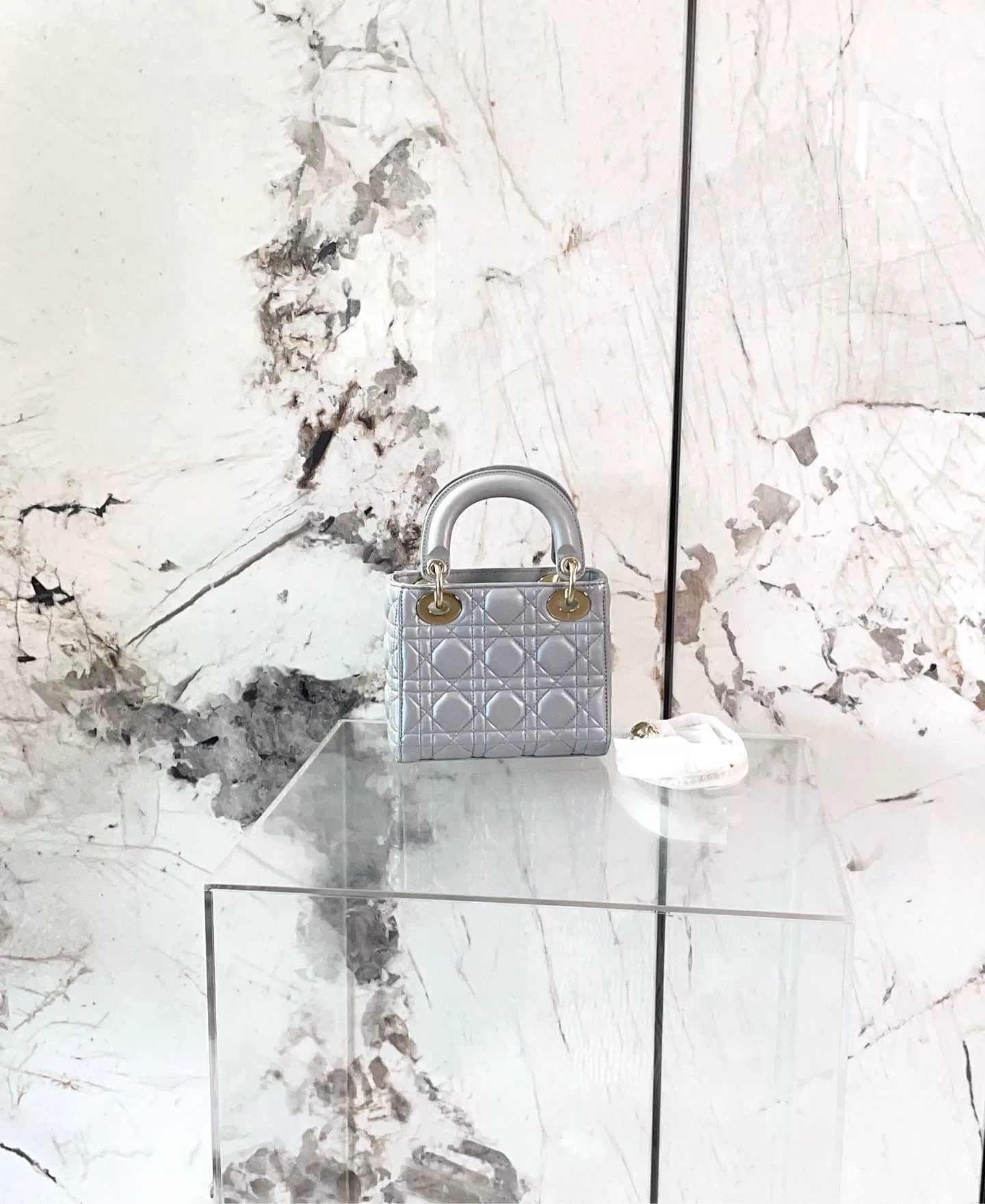 Dior Pre-loved Bag Very good condition Size ONE SIZE - 2 Thumbnail