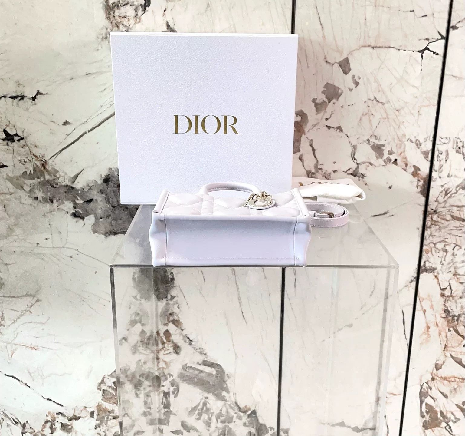 Dior Pre-loved Bag Very good condition Size ONE SIZE - 4 Thumbnail