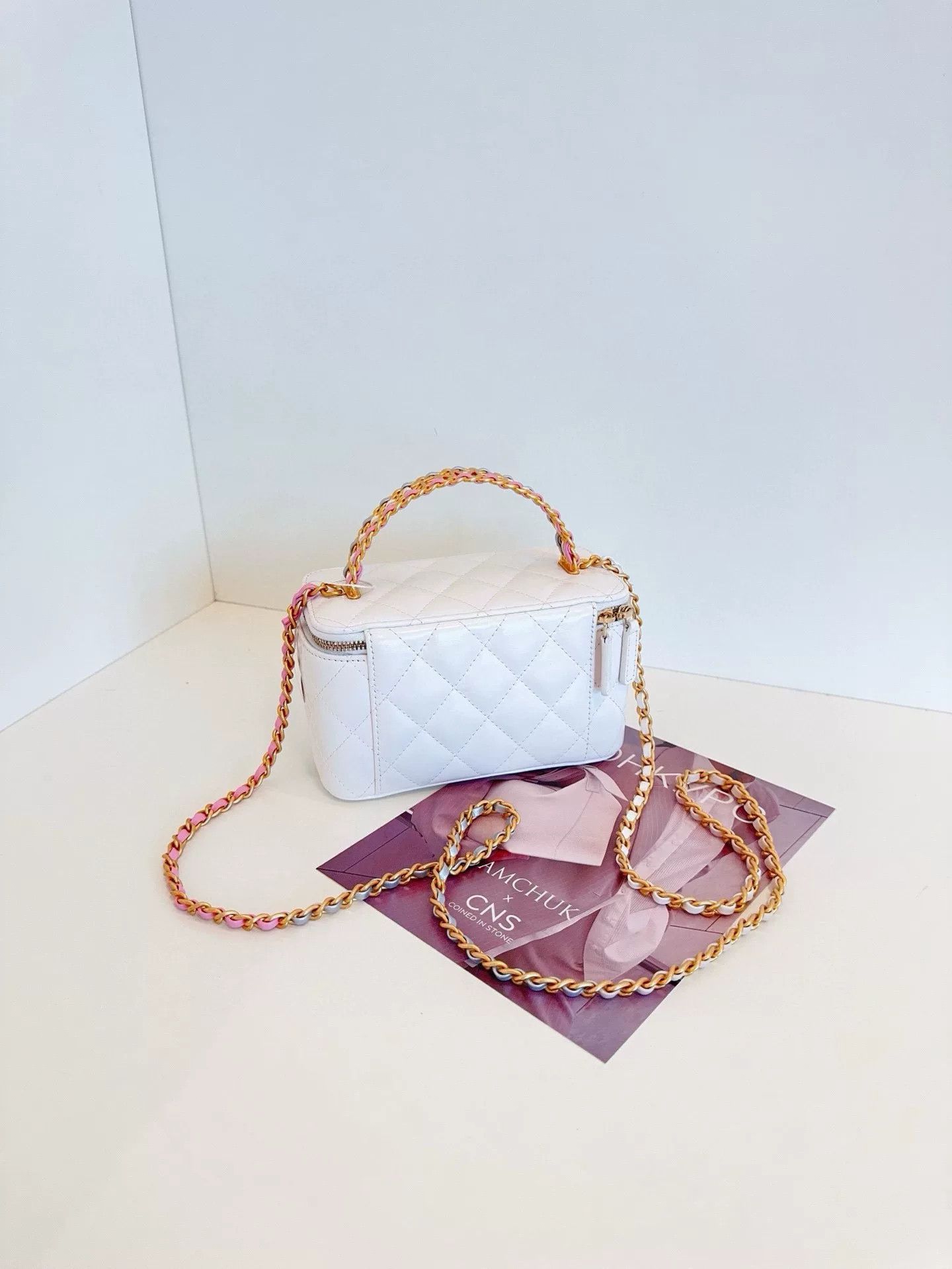 Chanel Pre-loved Bag Very good condition Size ONE SIZE - 3 Thumbnail