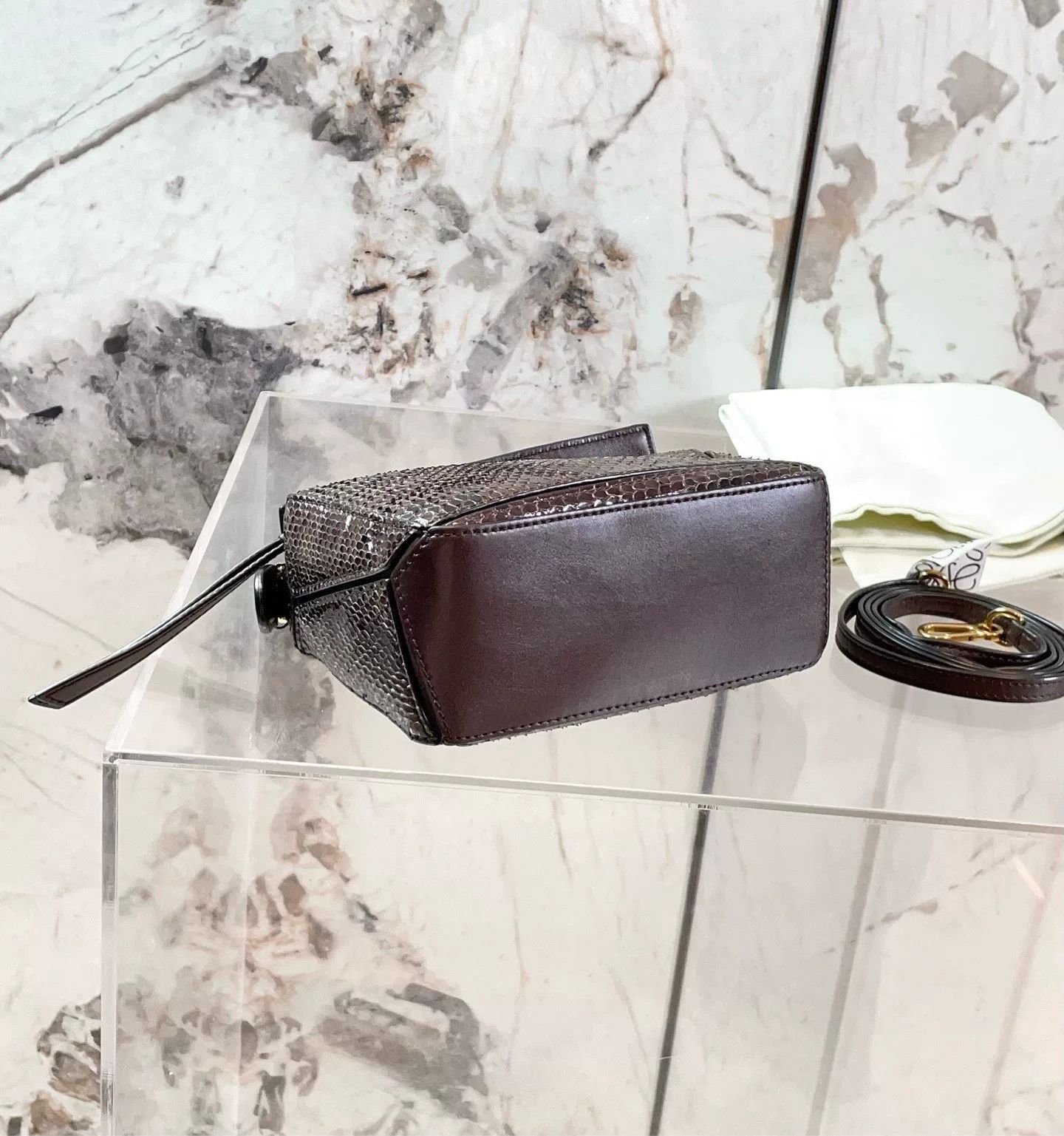 Loewe Pre-loved Bag Very good condition Size ONE SIZE - 5 Thumbnail