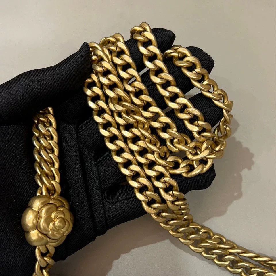 Chanel Pre-loved Bag Very good condition Size ONE SIZE - 9 Thumbnail