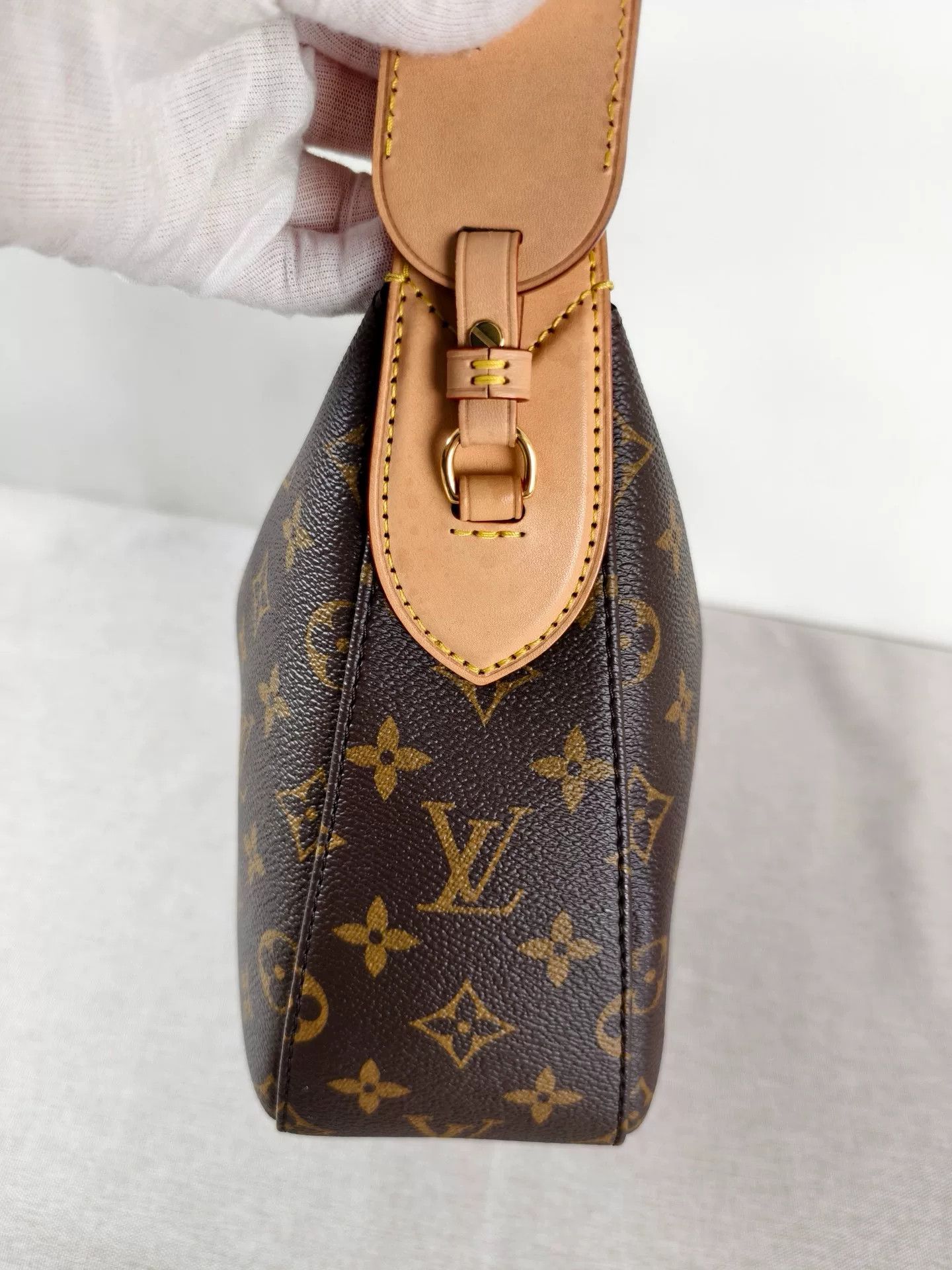 Louis Vuitton Pre-loved Bag Very good condition Size ONE SIZE - 5 Thumbnail