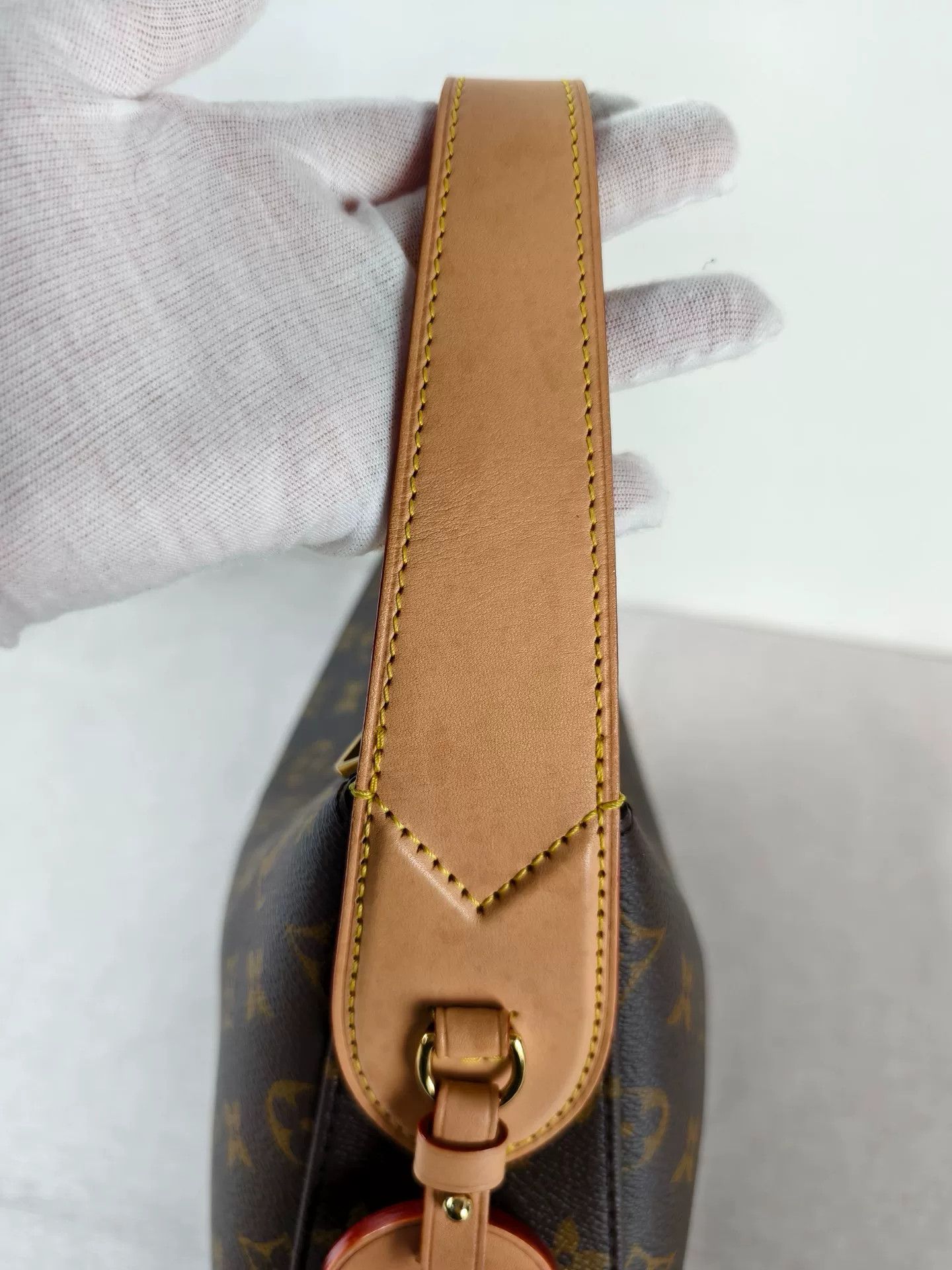 Louis Vuitton Pre-loved Bag Very good condition Size ONE SIZE - 9 Thumbnail