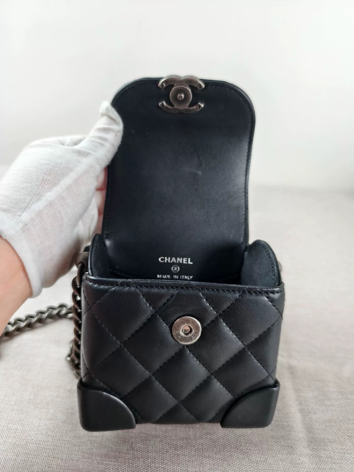 Chanel Pre-loved Bag Very good condition Size ONE SIZE - 9 Thumbnail