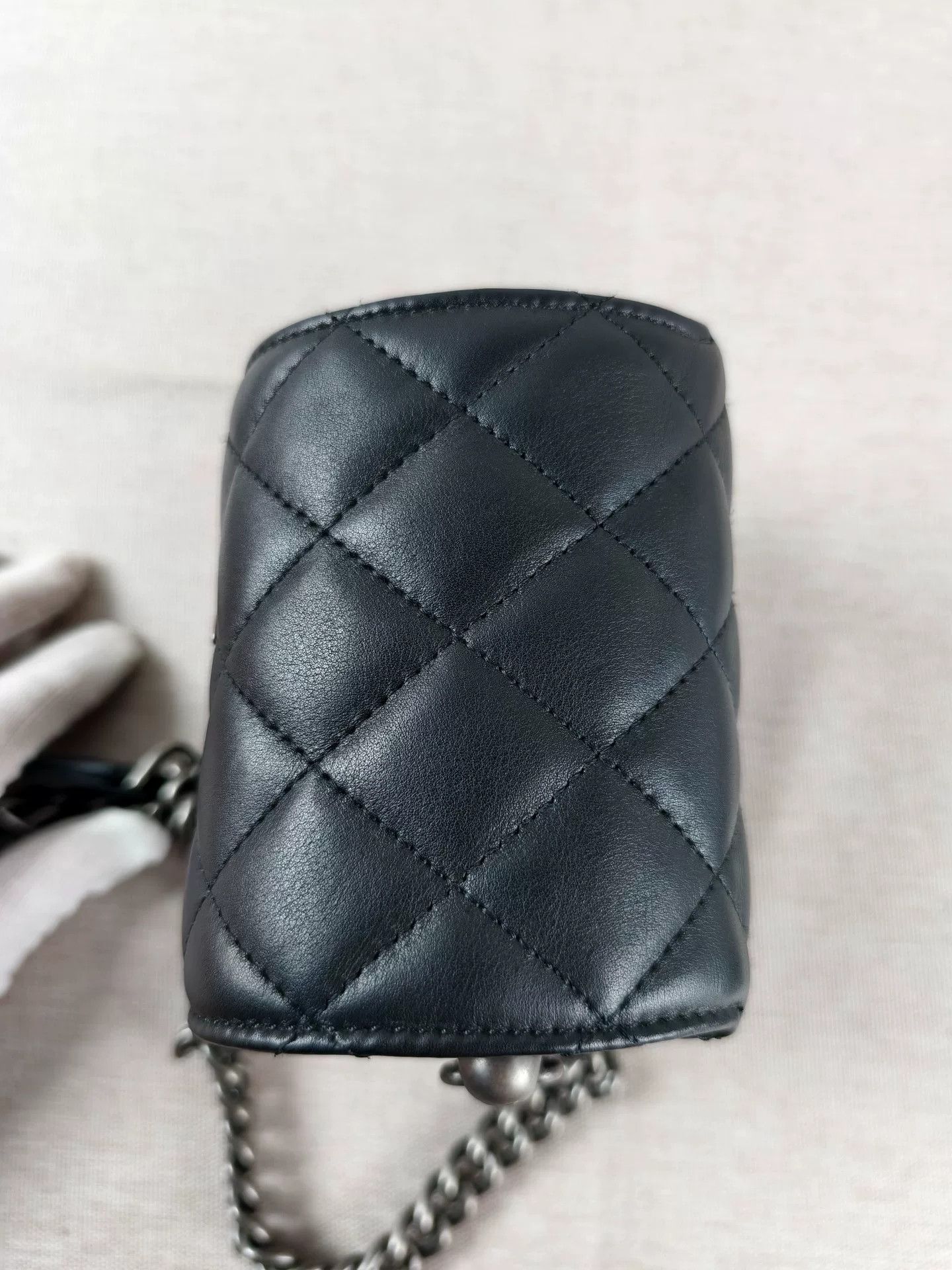 Chanel Pre-loved Bag Very good condition Size ONE SIZE - 3 Thumbnail