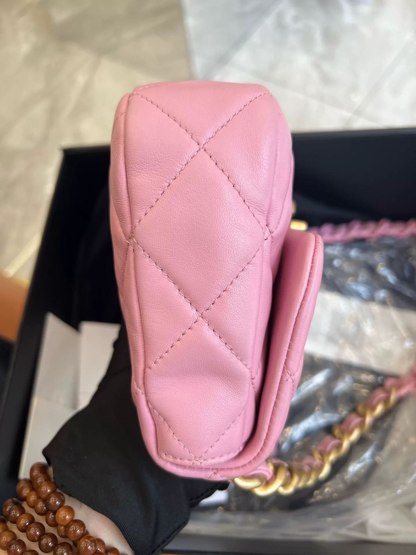 Chanel Pre-loved Bag Very good condition Size ONE SIZE - 5 Thumbnail