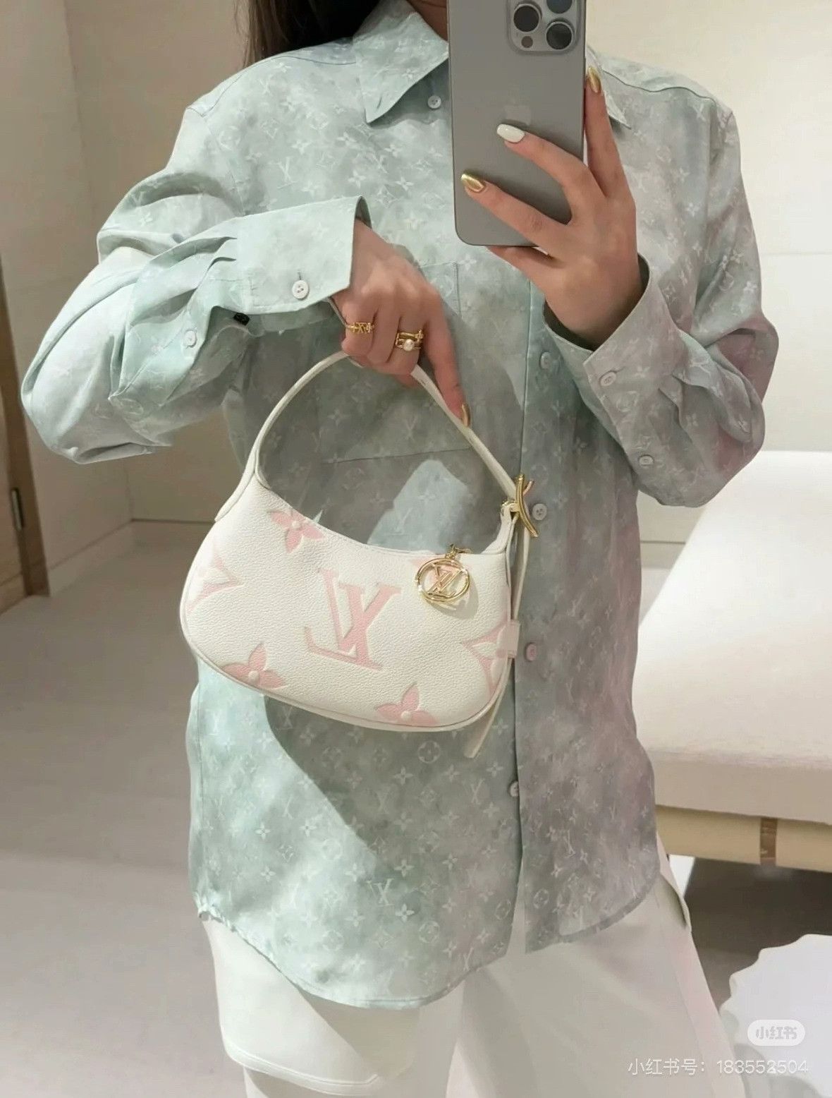 Louis Vuitton Pre-loved Bag Very good condition Size ONE SIZE - 3 Thumbnail
