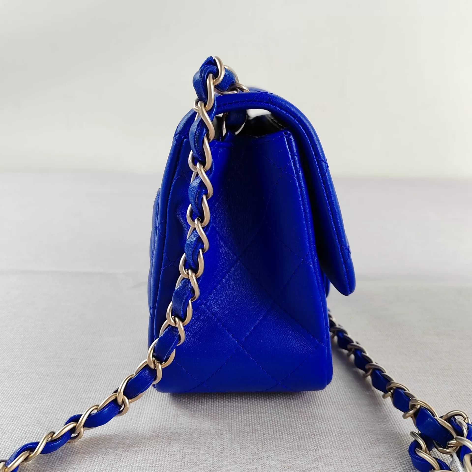 Chanel Pre-loved Bag Very good condition Size ONE SIZE - 6 Thumbnail
