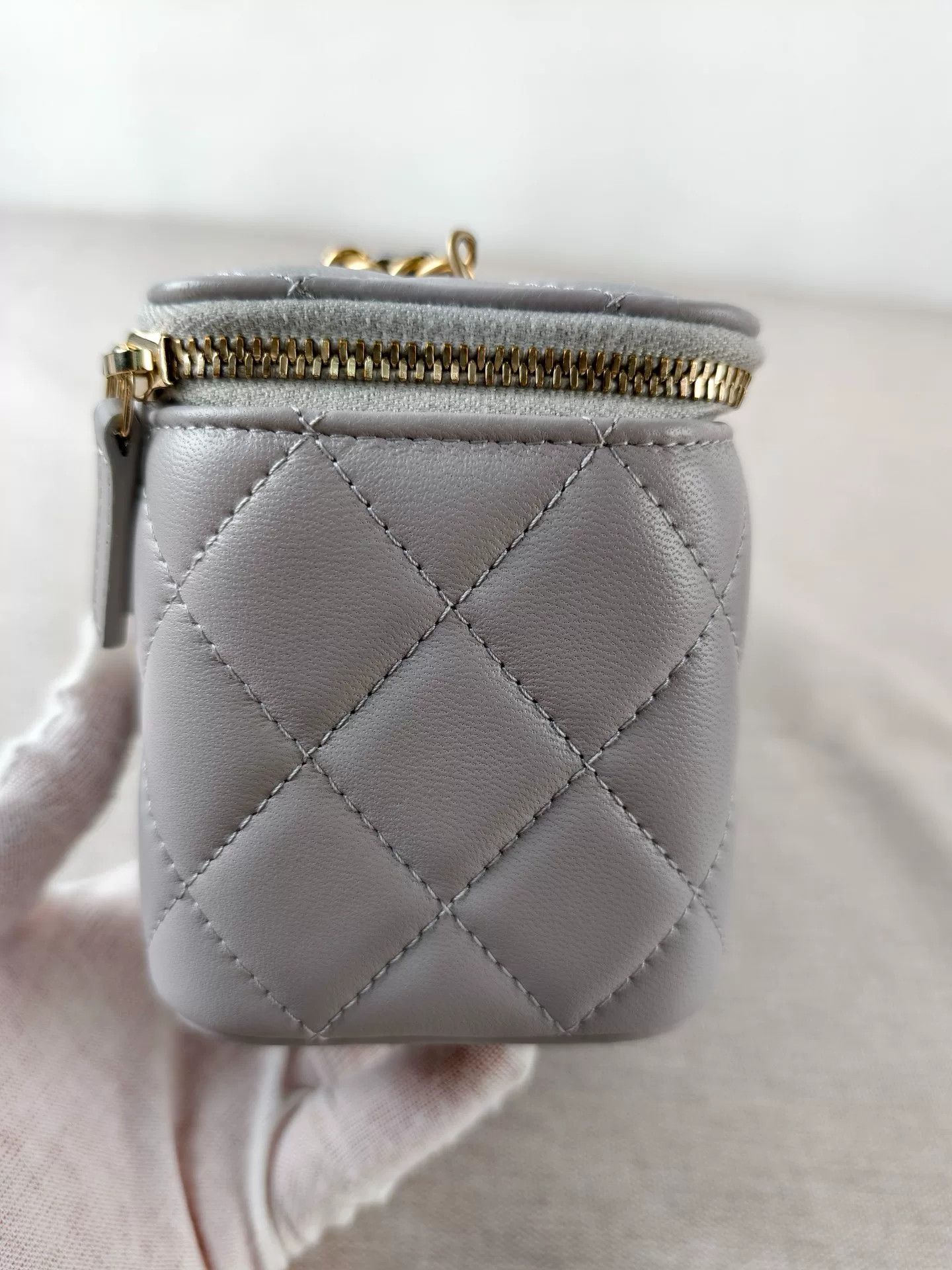 Chanel Pre-loved Bag Very good condition Size ONE SIZE - 9 Thumbnail