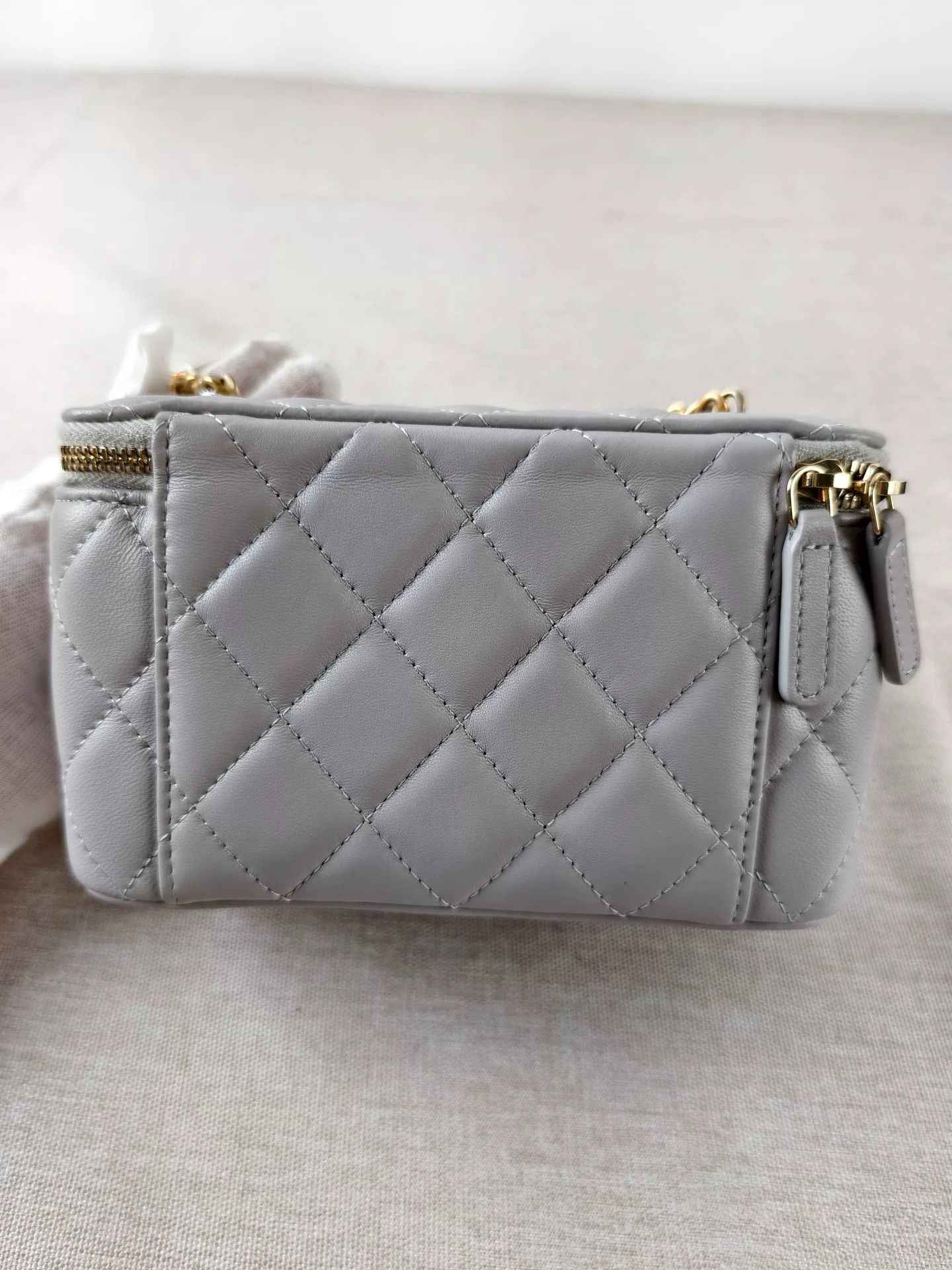 Chanel Pre-loved Bag Very good condition Size ONE SIZE - 8 Thumbnail