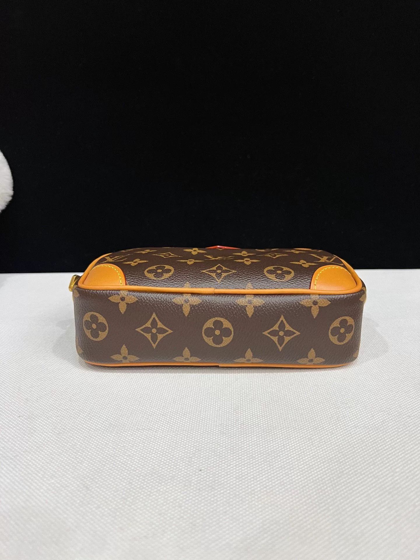 Louis Vuitton Pre-loved Bag Brand new condition Size ONE SIZE - 6 Thumbnail