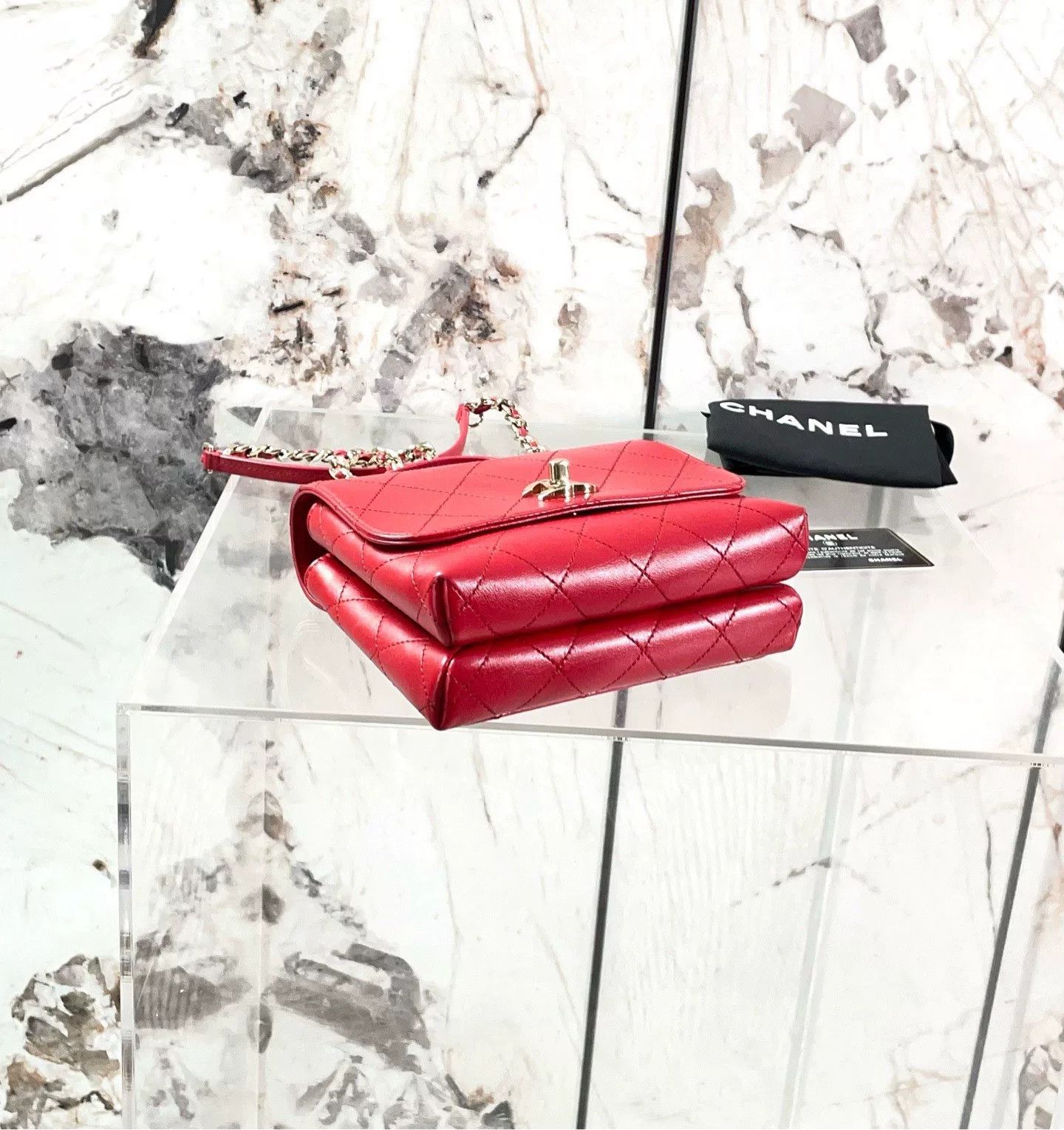 Chanel Pre-loved Bag Very good condition Size ONE SIZE - 5 Thumbnail