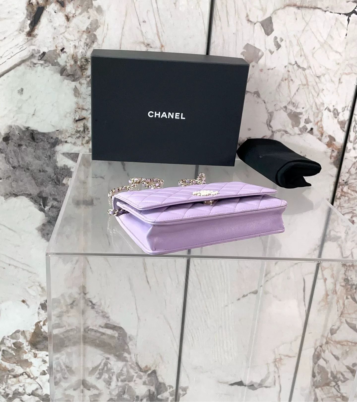 Chanel Pre-loved Bag Very good condition Size ONE SIZE - 5 Thumbnail