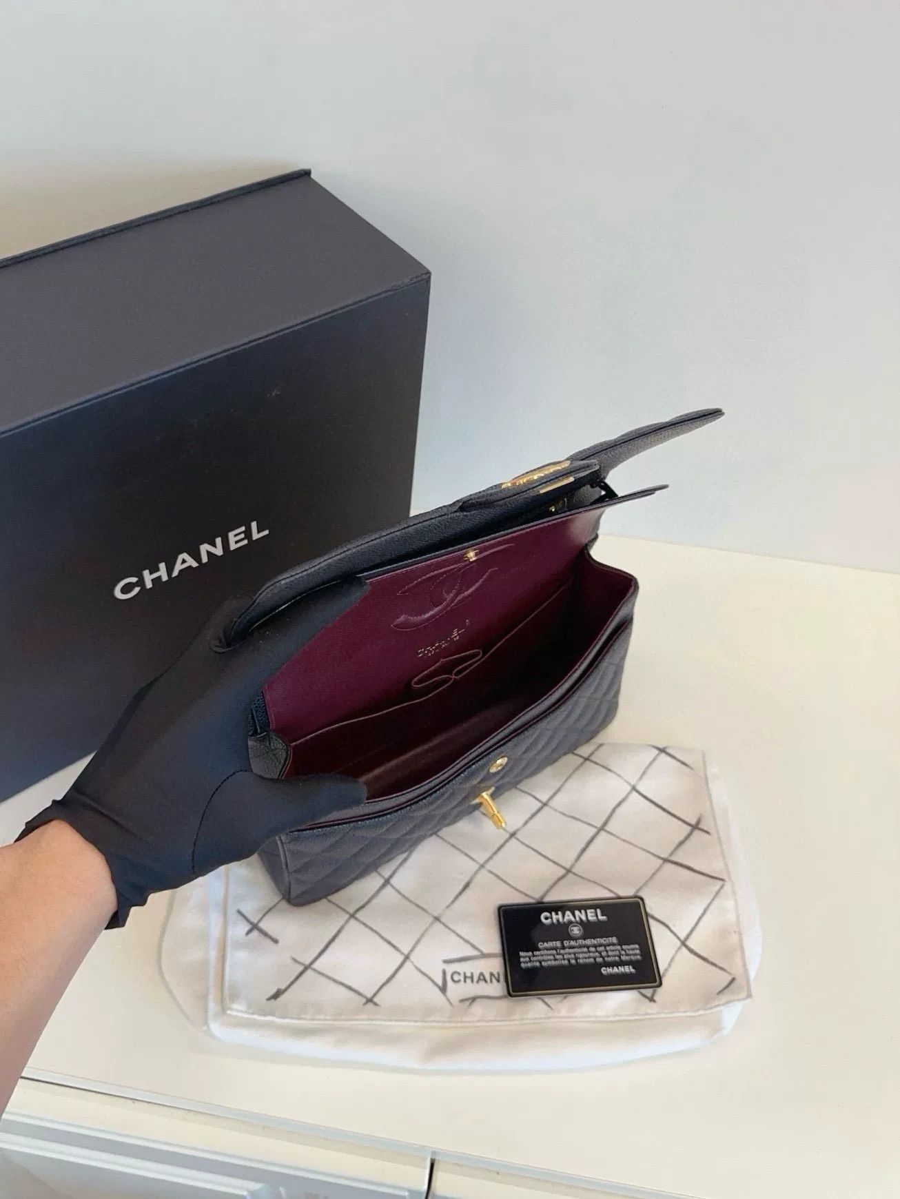 Chanel Pre-loved Bag Very good condition Size ONE SIZE - 7 Thumbnail