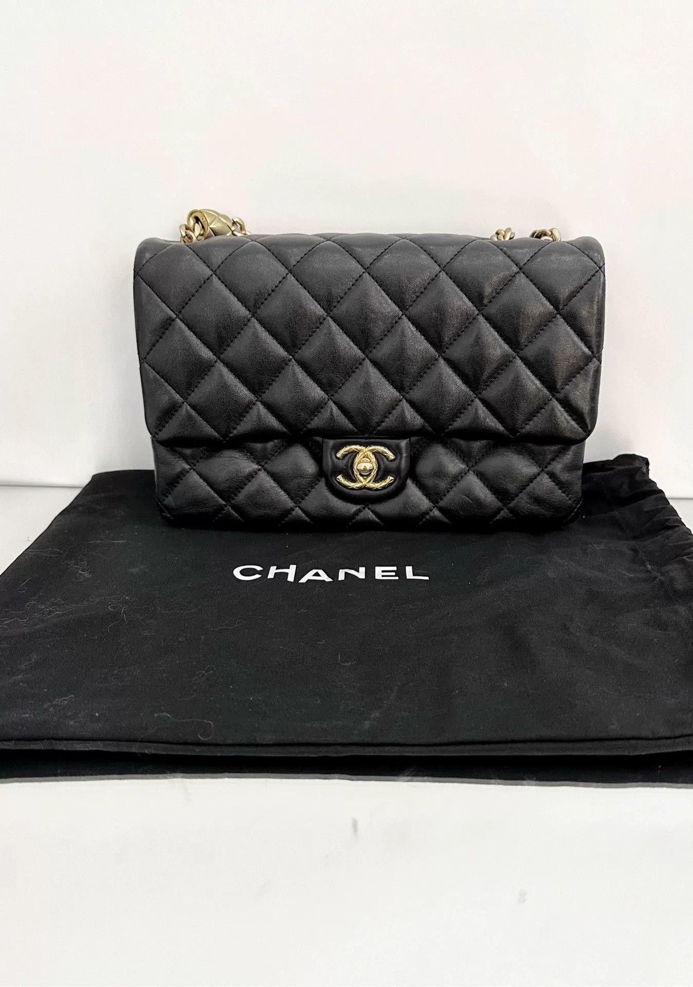 Chanel Pre-loved Bag Very good condition Size ONE SIZE - 7 Thumbnail
