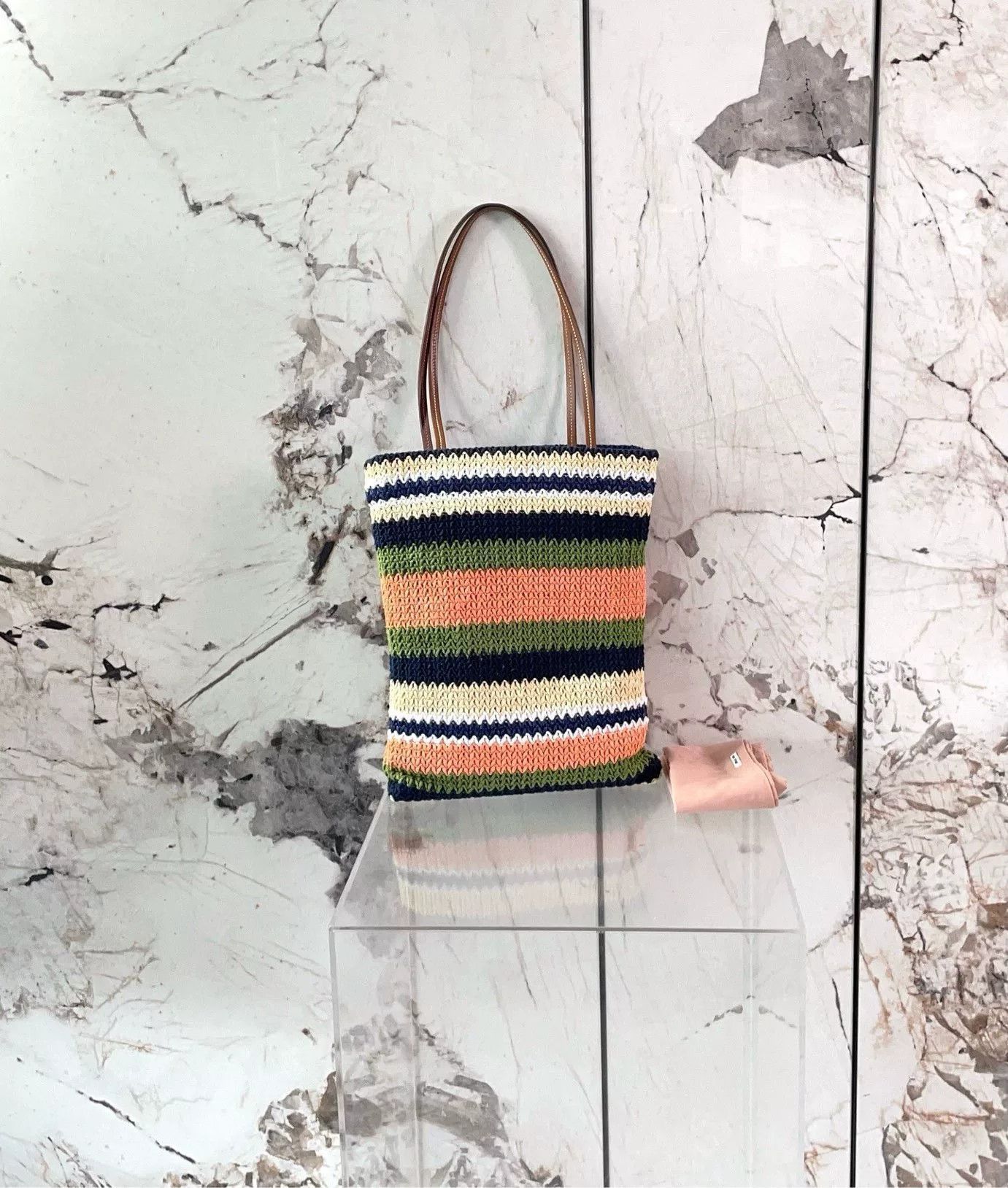 Miu Miu Pre-loved Bag Very good condition Size ONE SIZE - 2 Thumbnail