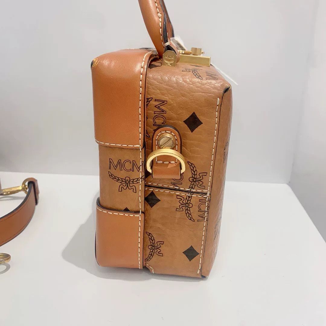 MCM Pre-loved Bag Very good condition Size ONE SIZE - 2 Thumbnail