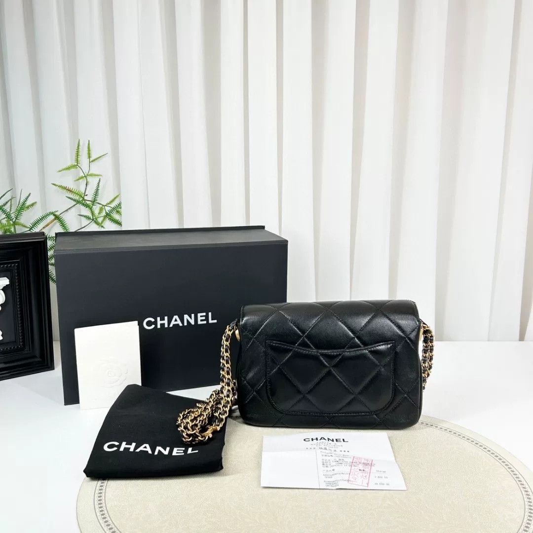 Chanel Pre-loved Bag Very good condition Size ONE SIZE - 2 Thumbnail